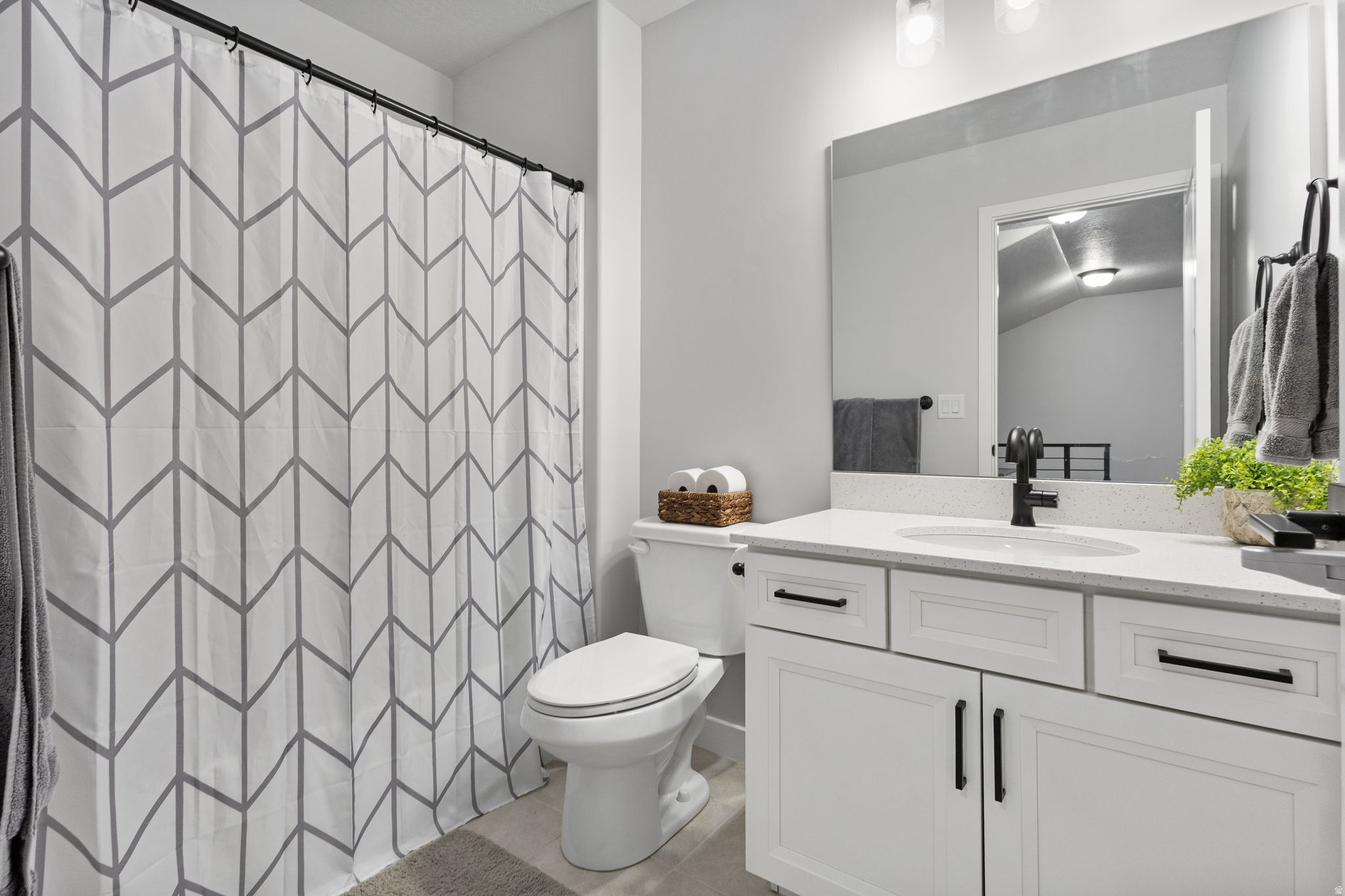 SALT POINT - Residential