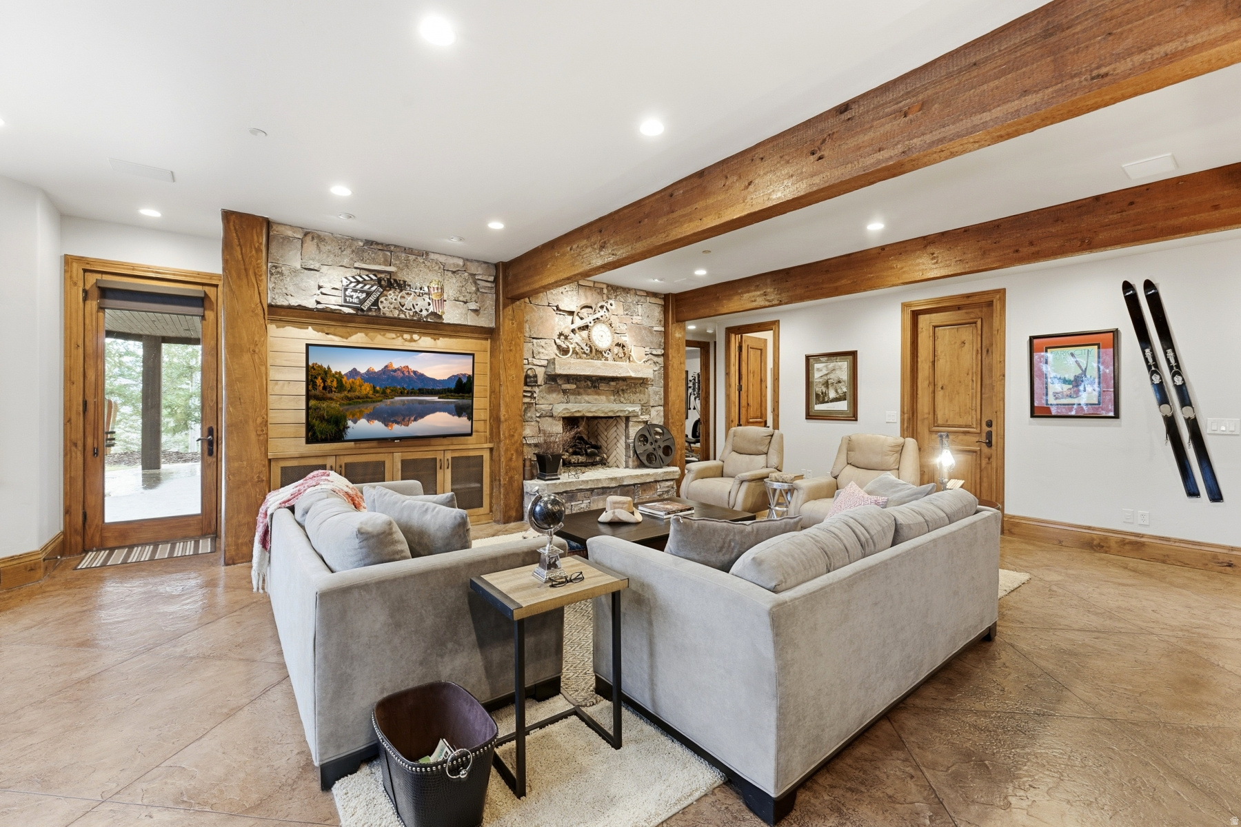 PINERIDGE SUBDIVISION - Residential