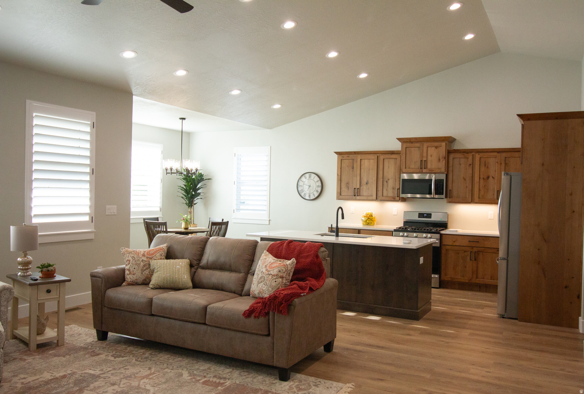 FOX MEADOWS - Residential