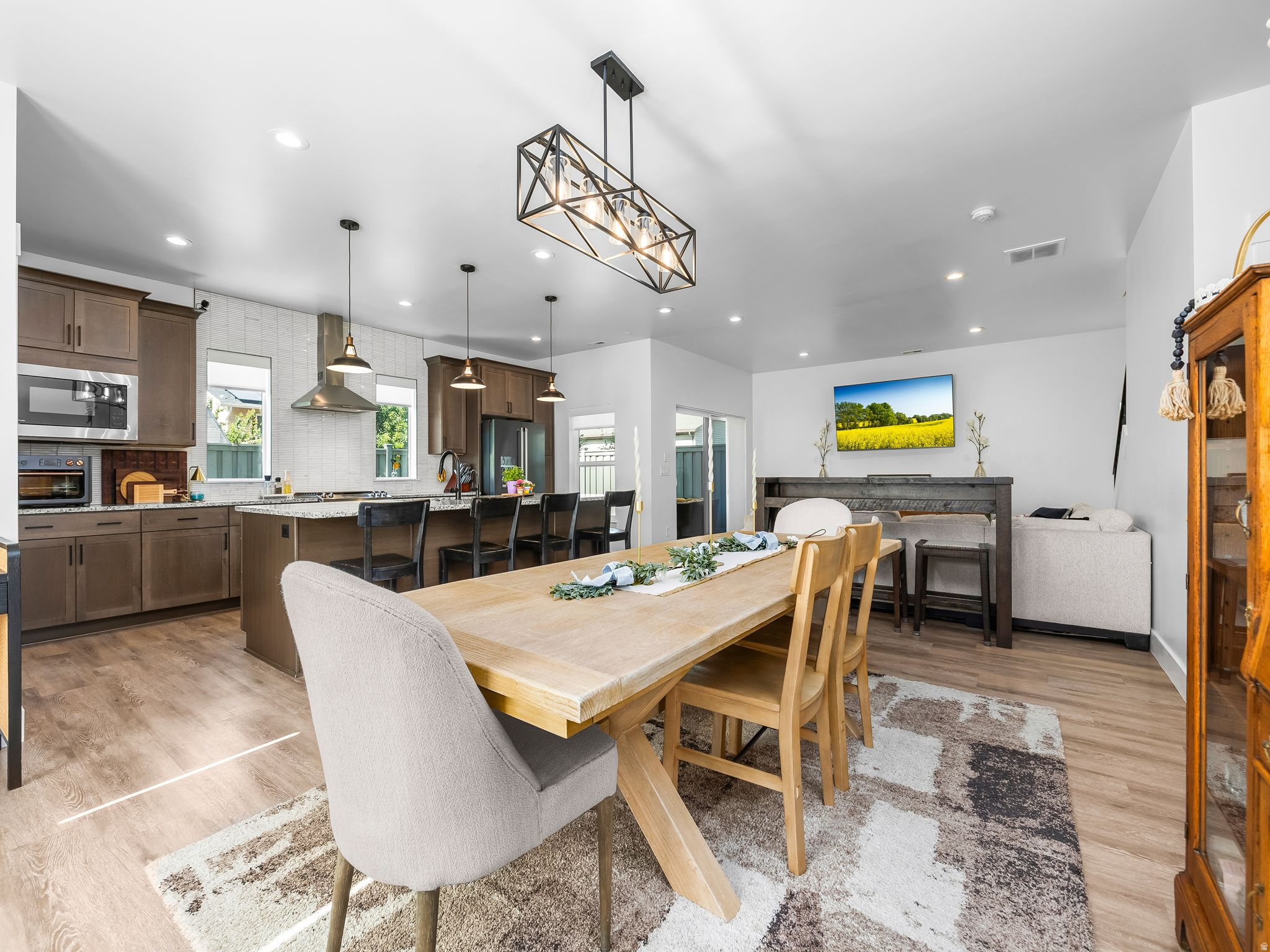 THE HIVE - Residential