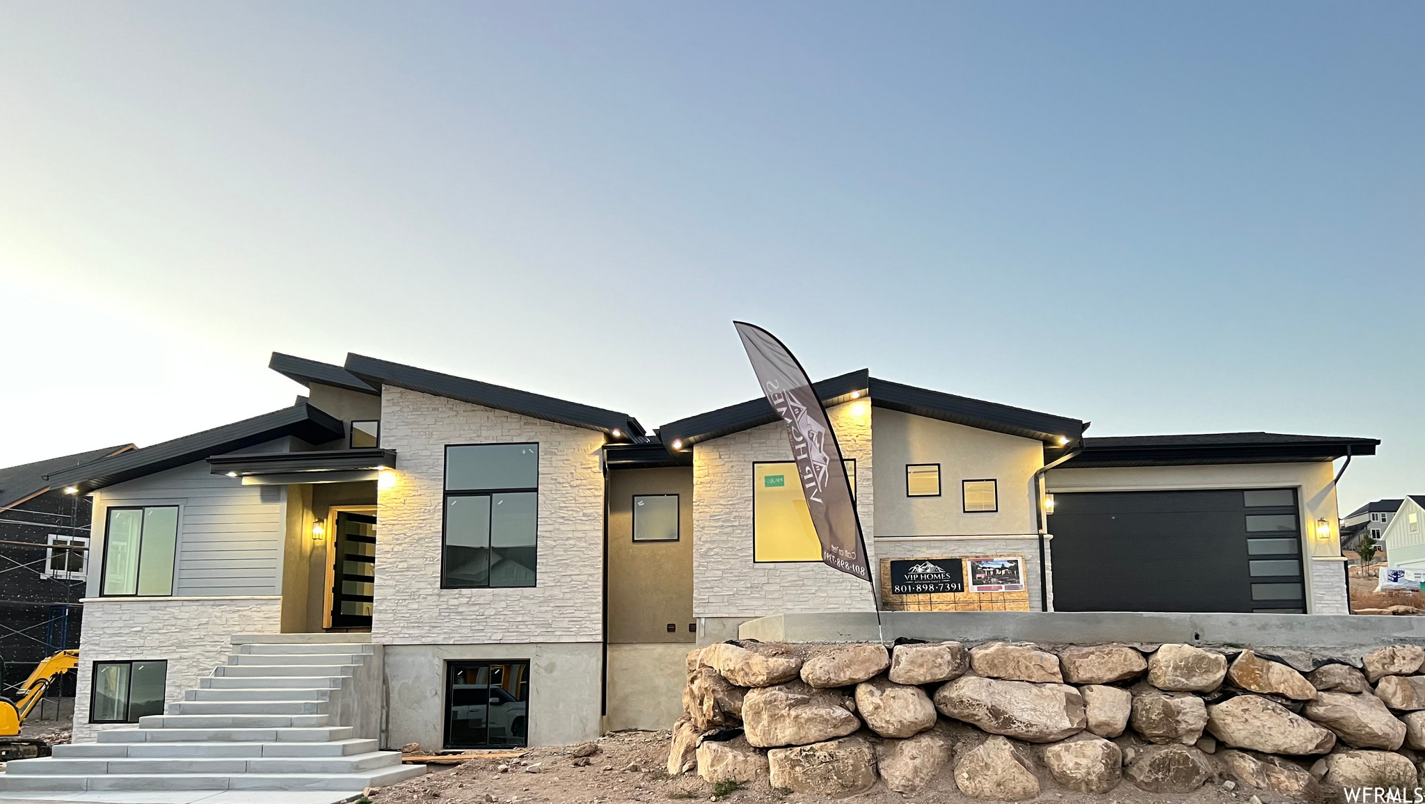 LION'S HEAD HILLTOP ESTATES AT GREEN SPRINGS - Residential