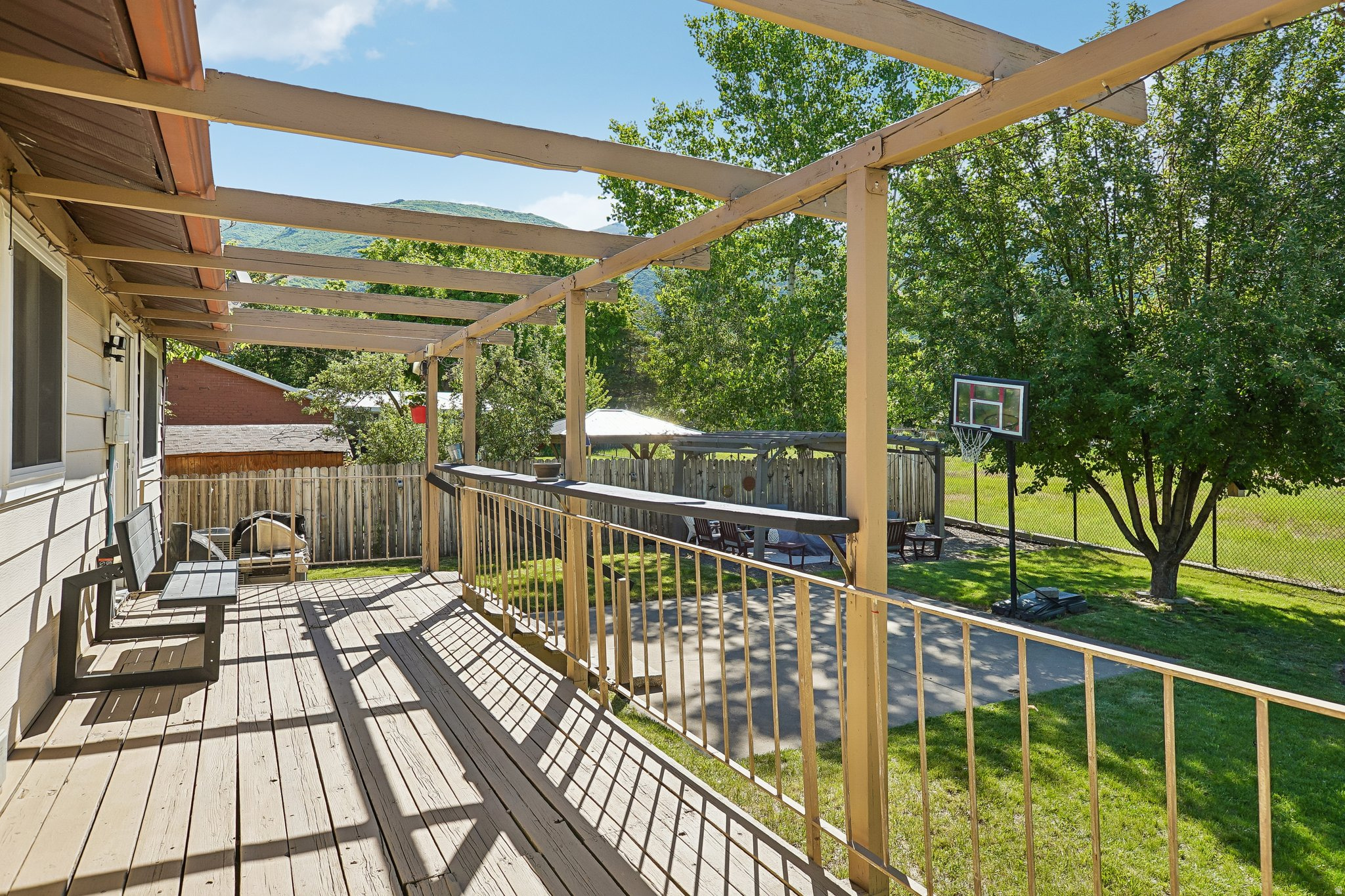 OAK FOREST - Residential