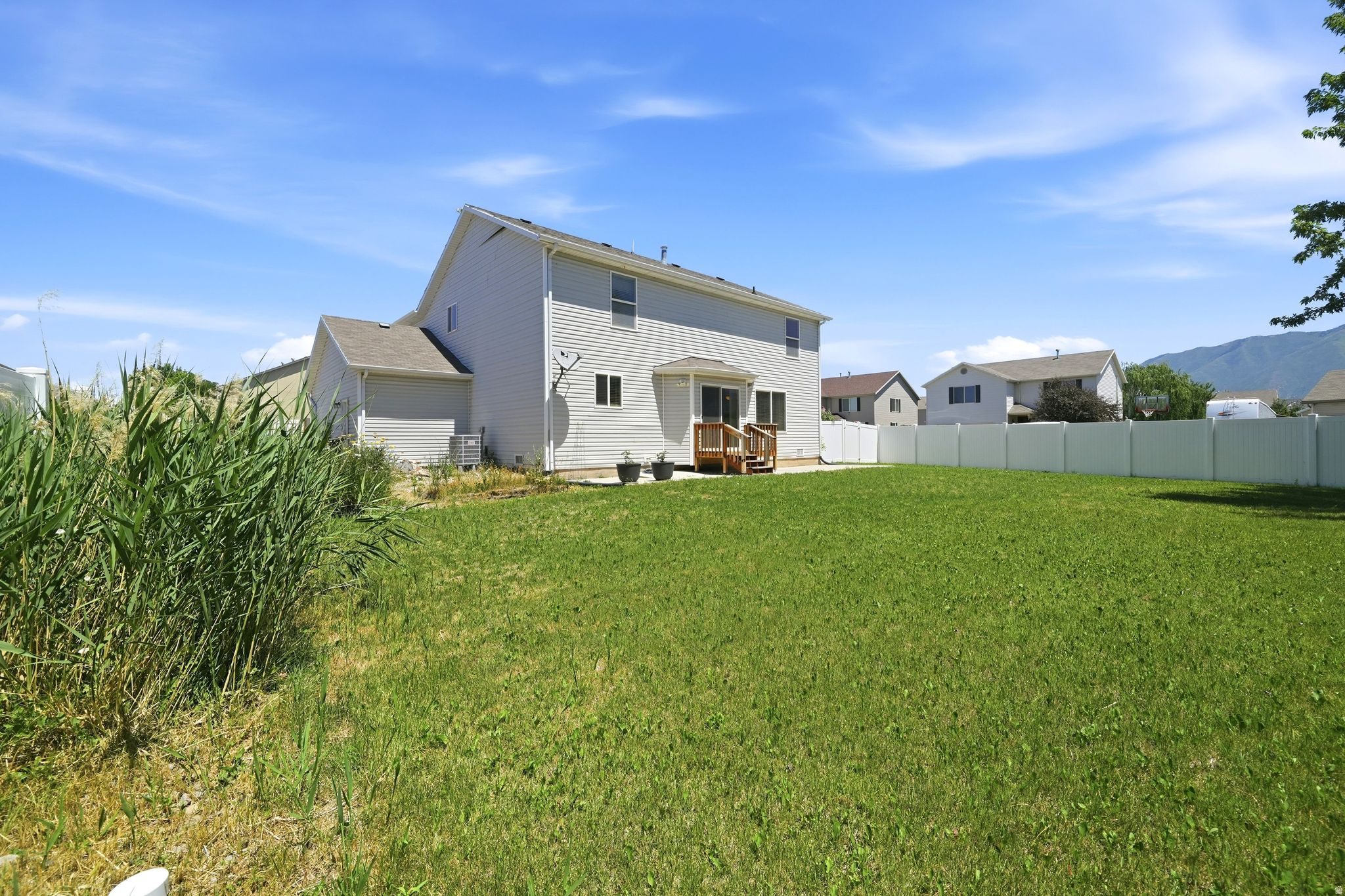 SPANISH FIELDS - Residential