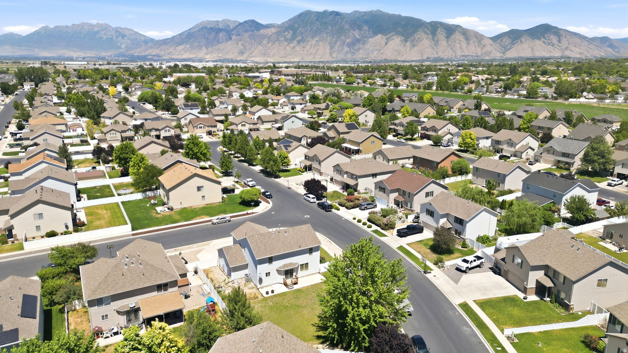 SPANISH FIELDS - Residential