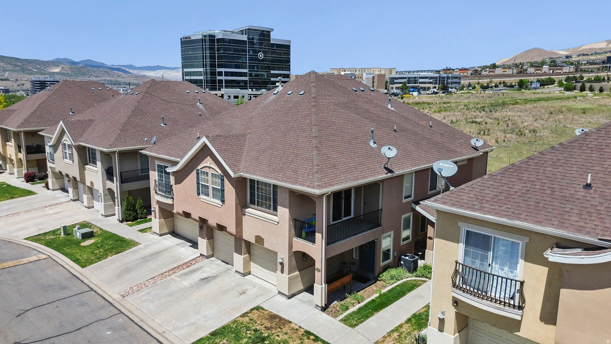PROVENCE WEST AT PHEASANT POINTE CONDO - Residential