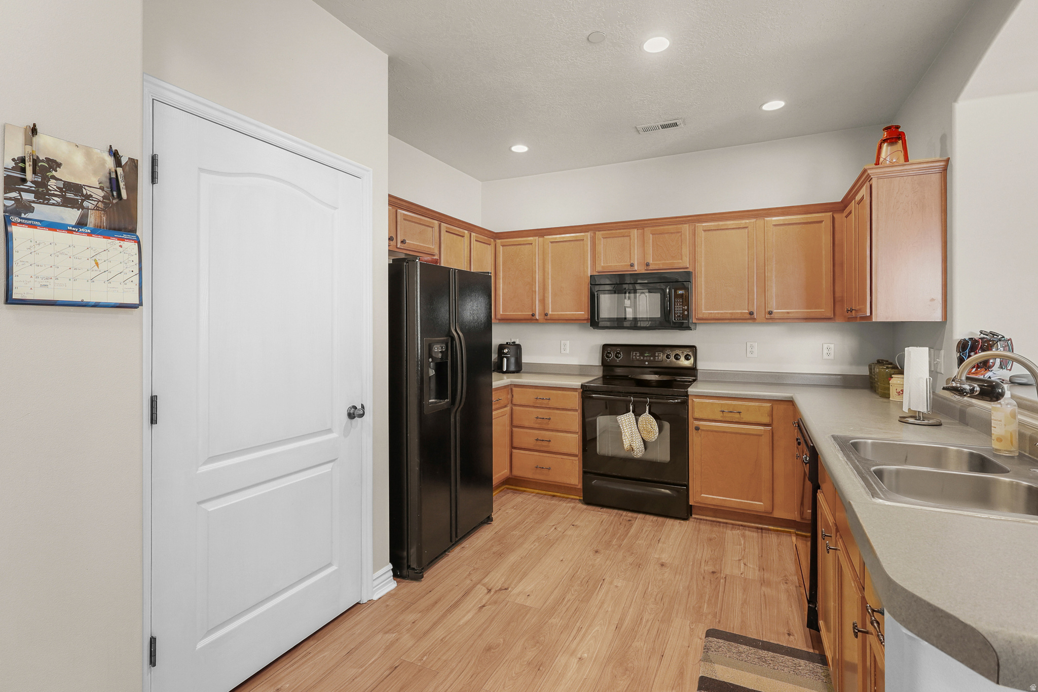 PROVENCE WEST AT PHEASANT POINTE CONDO - Residential