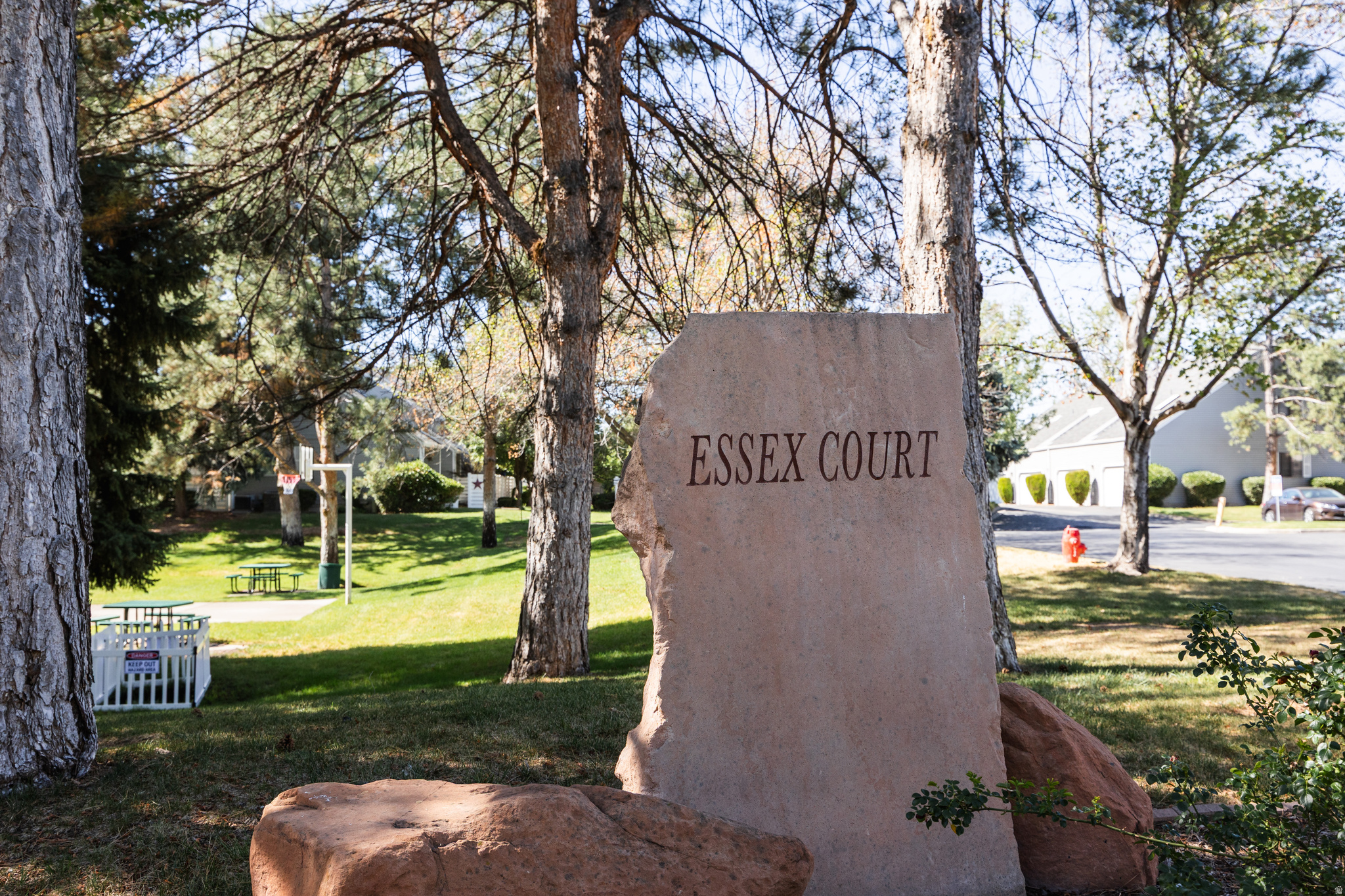 ESSEX COURT - Residential