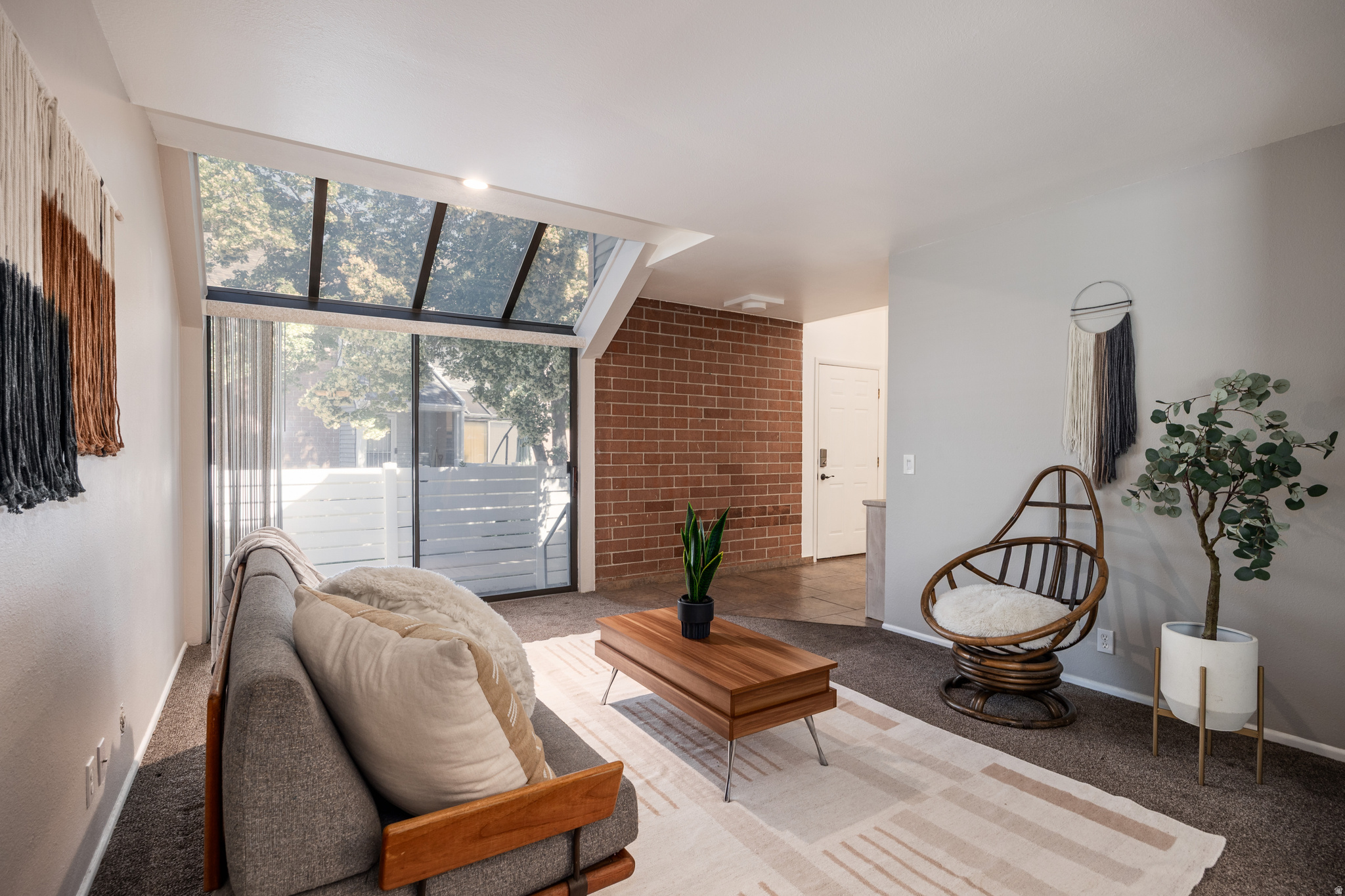 ESSEX COURT - Residential