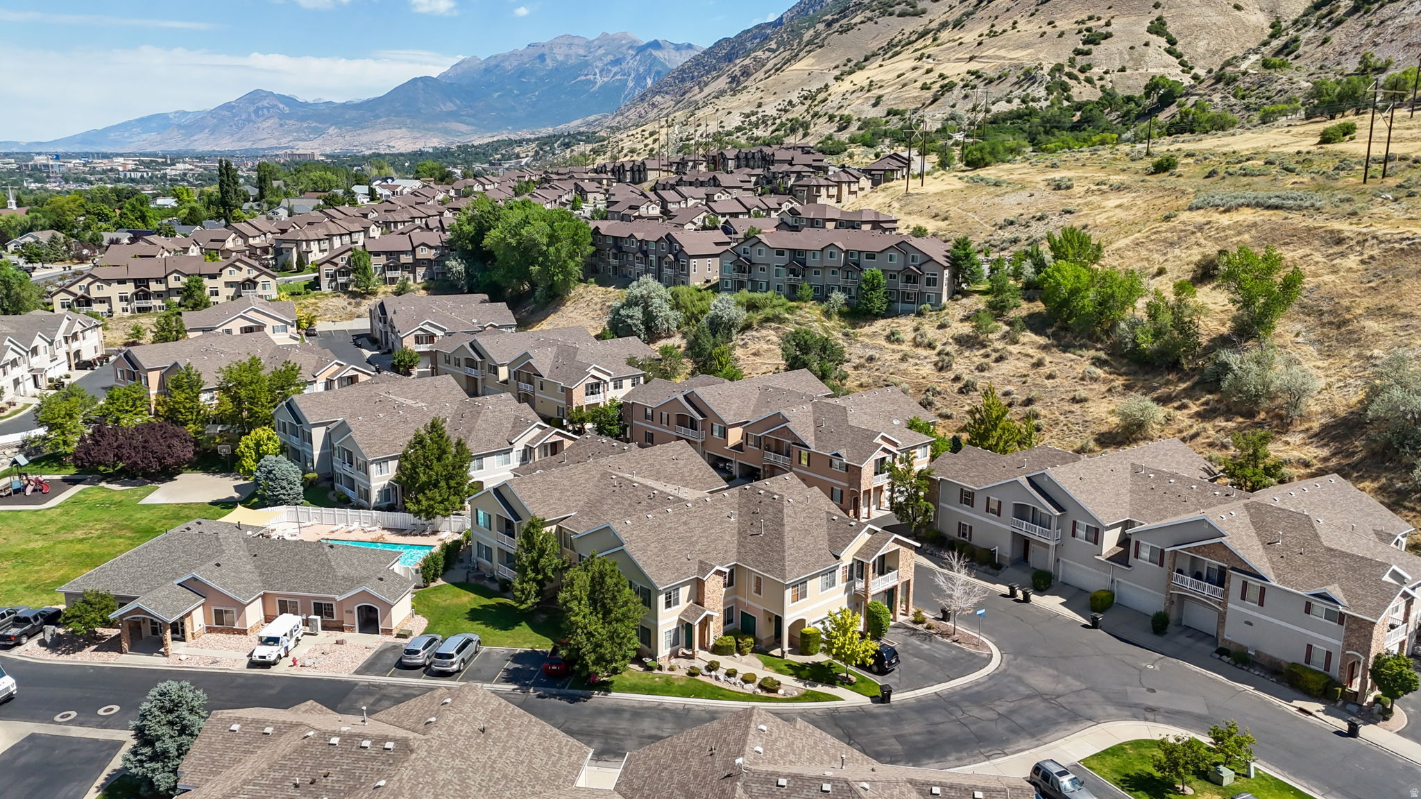 RIDGE - Residential