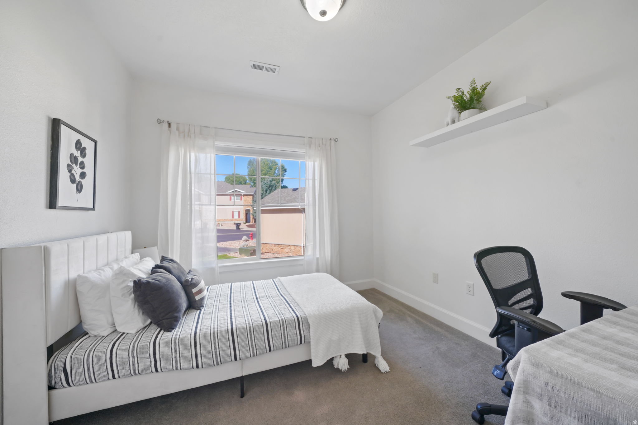 RIDGE - Residential