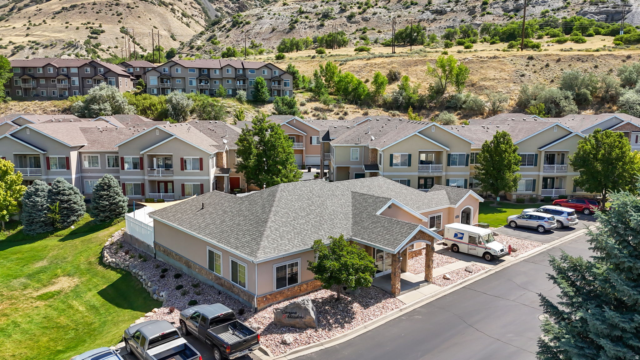RIDGE - Residential