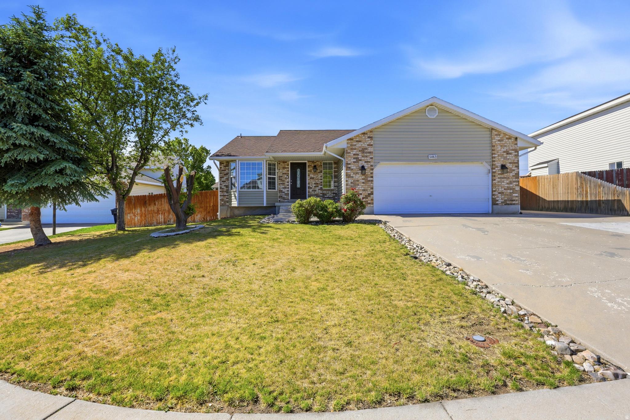 Check out this spacious 5 bedroom, 3 bathroom home in West Jordan. Featuring a bright and open layout, multiple living spaces, a finished basement, and RV parking. Enjoy a private backyard and a convenient location close to schools, parks, shopping, and dining. Plenty of space for family, guests, and everyday living.