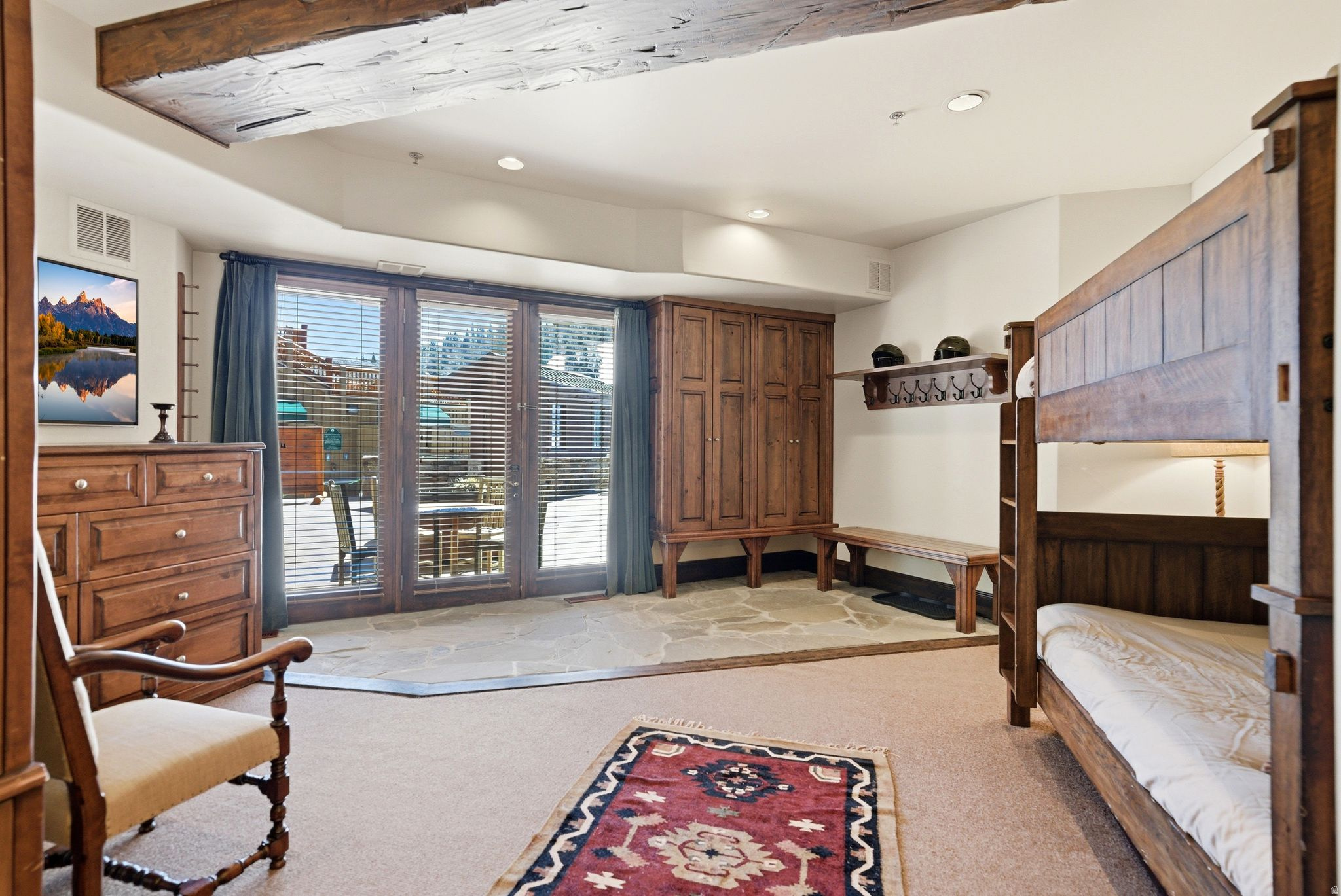 INN AT SILVERLAKE - Residential