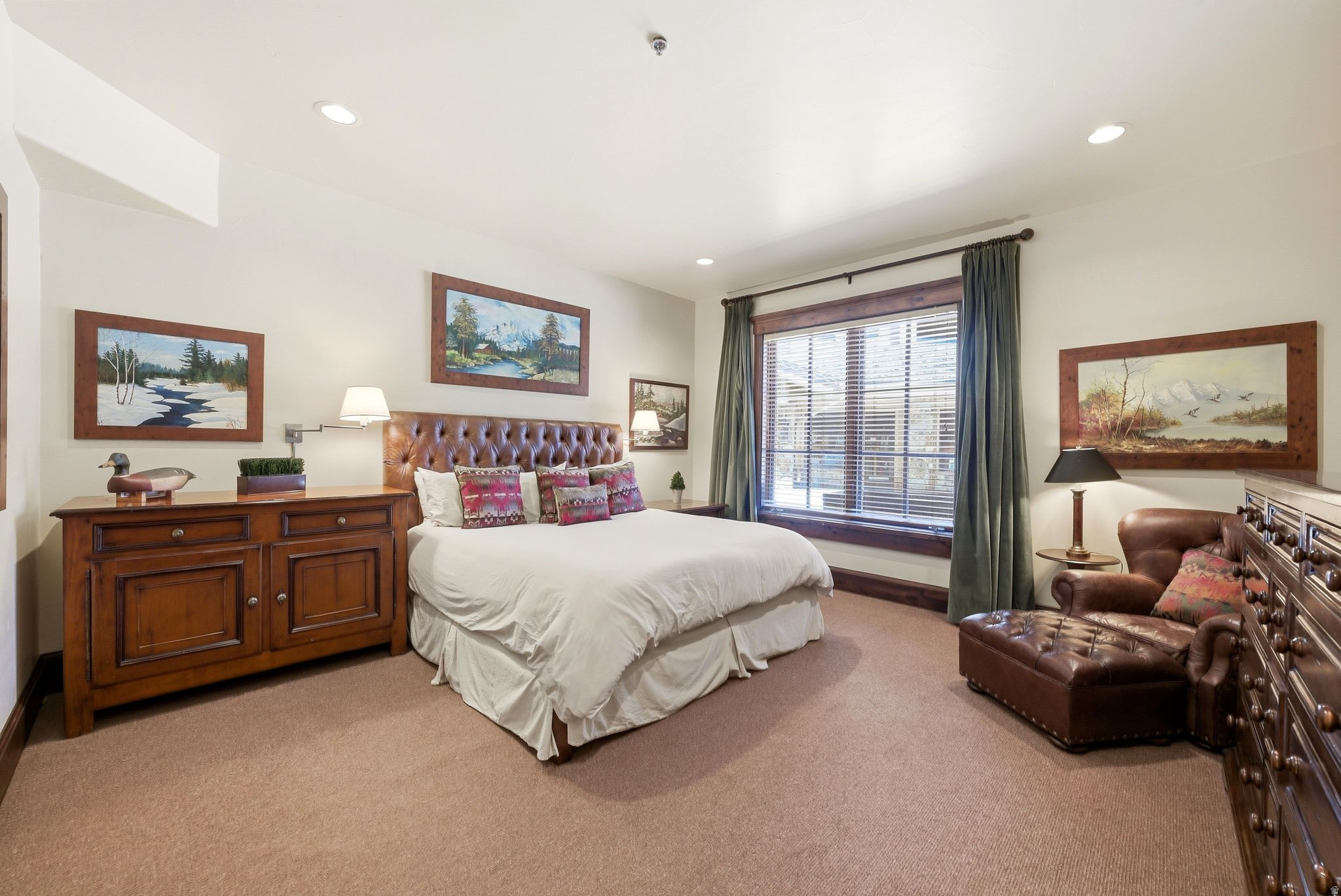 INN AT SILVERLAKE - Residential