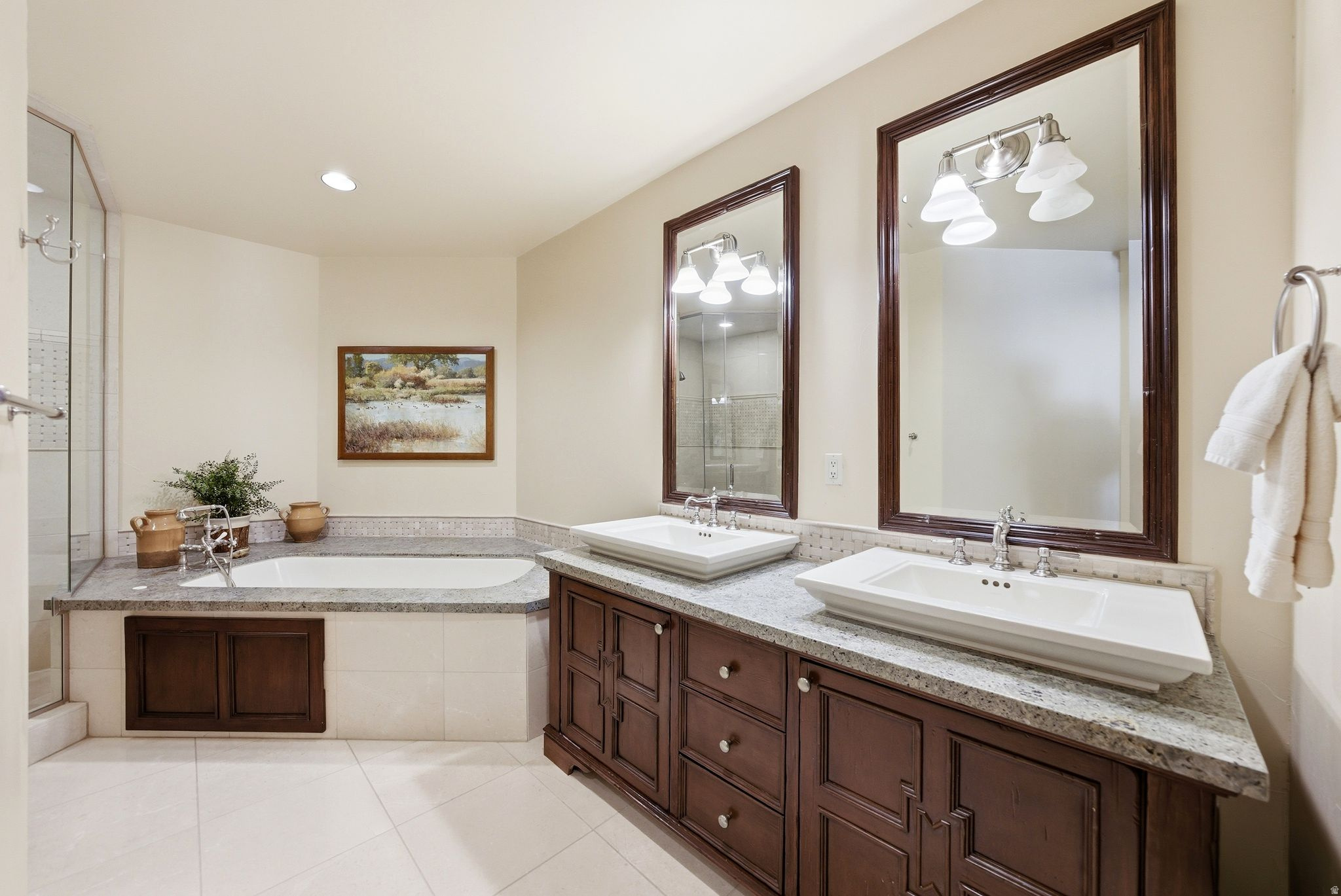 INN AT SILVERLAKE - Residential