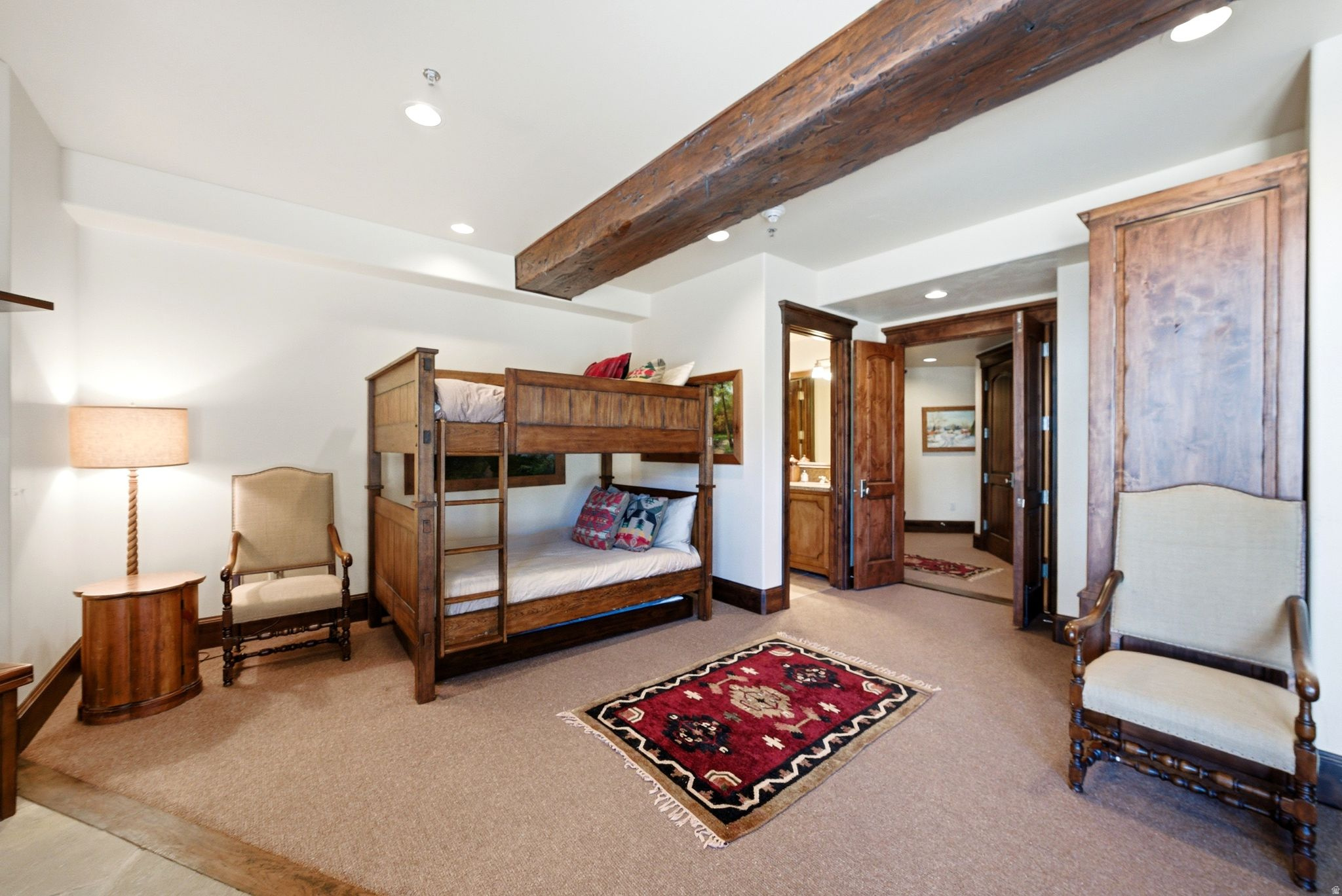 INN AT SILVERLAKE - Residential