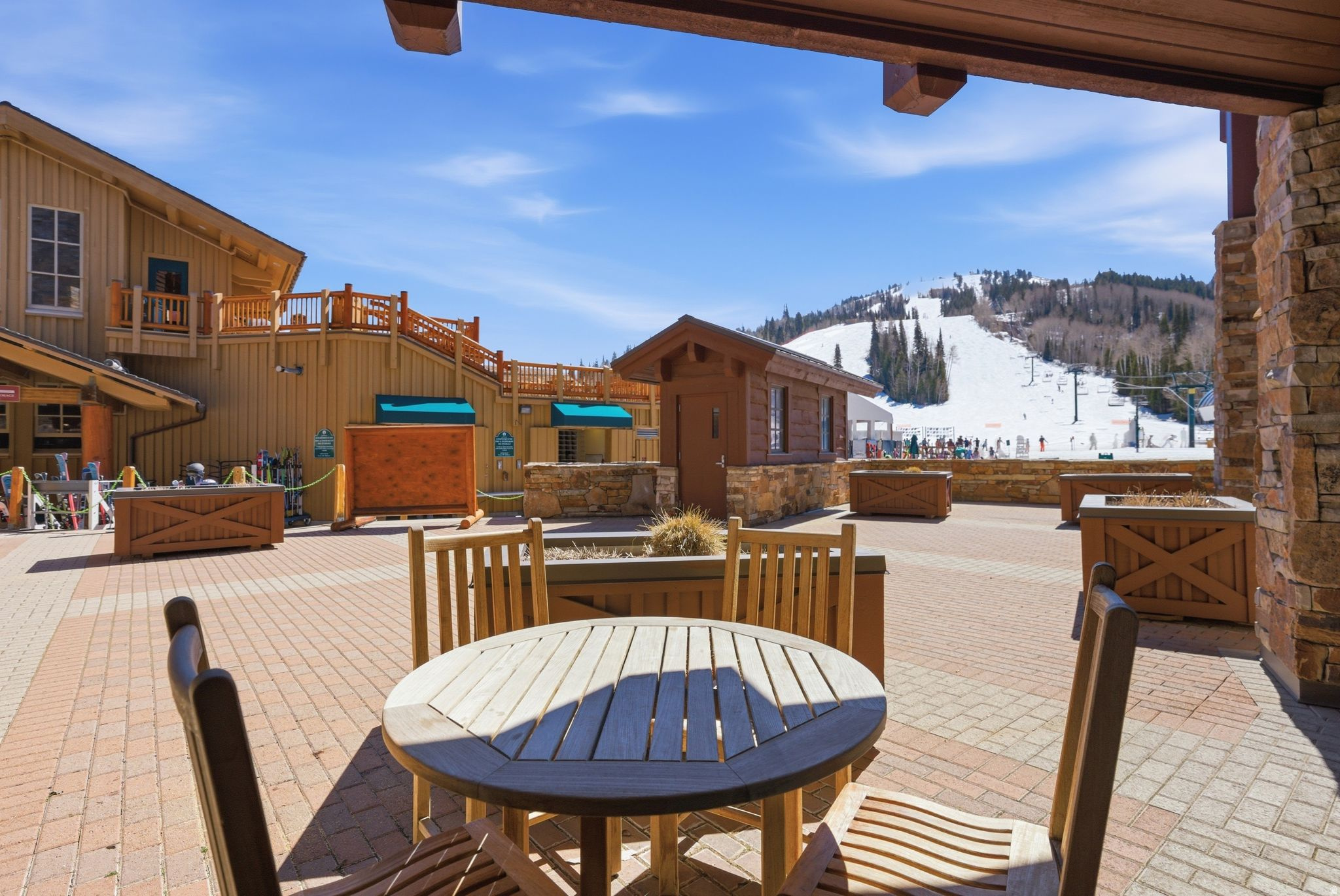 INN AT SILVERLAKE - Residential