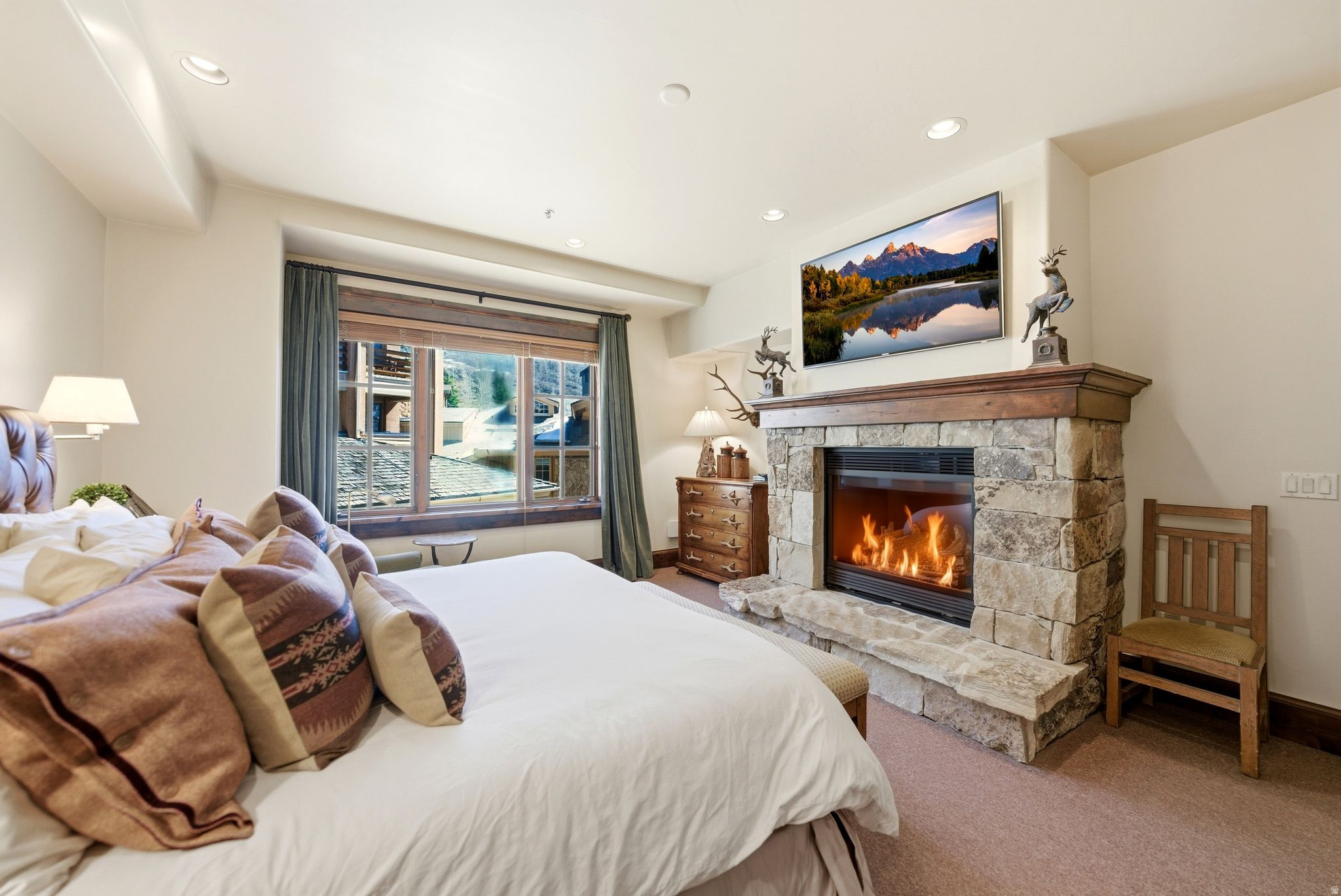 INN AT SILVERLAKE - Residential