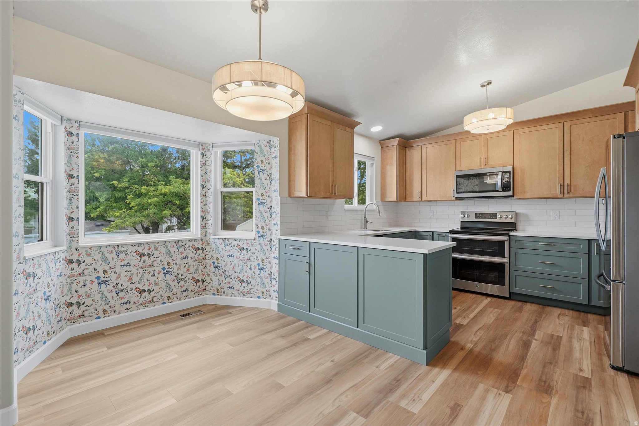 MEADOWS - Residential
