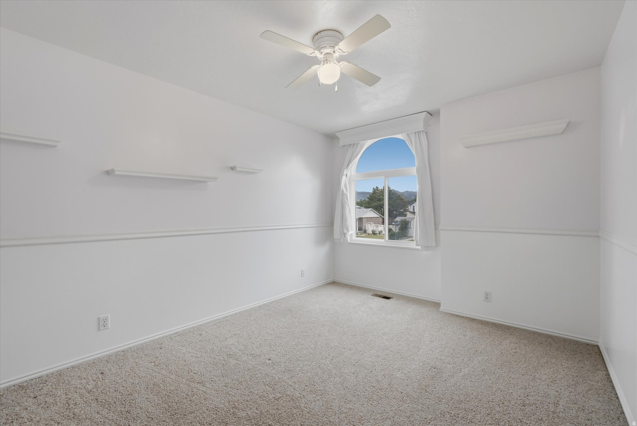 MEADOWS - Residential