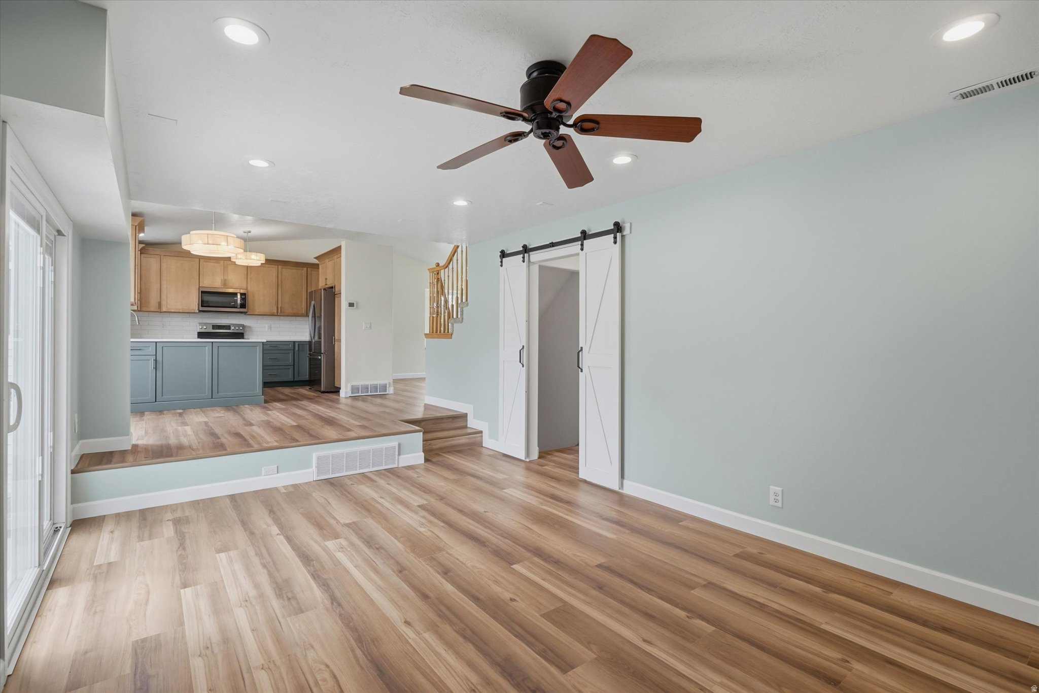 MEADOWS - Residential
