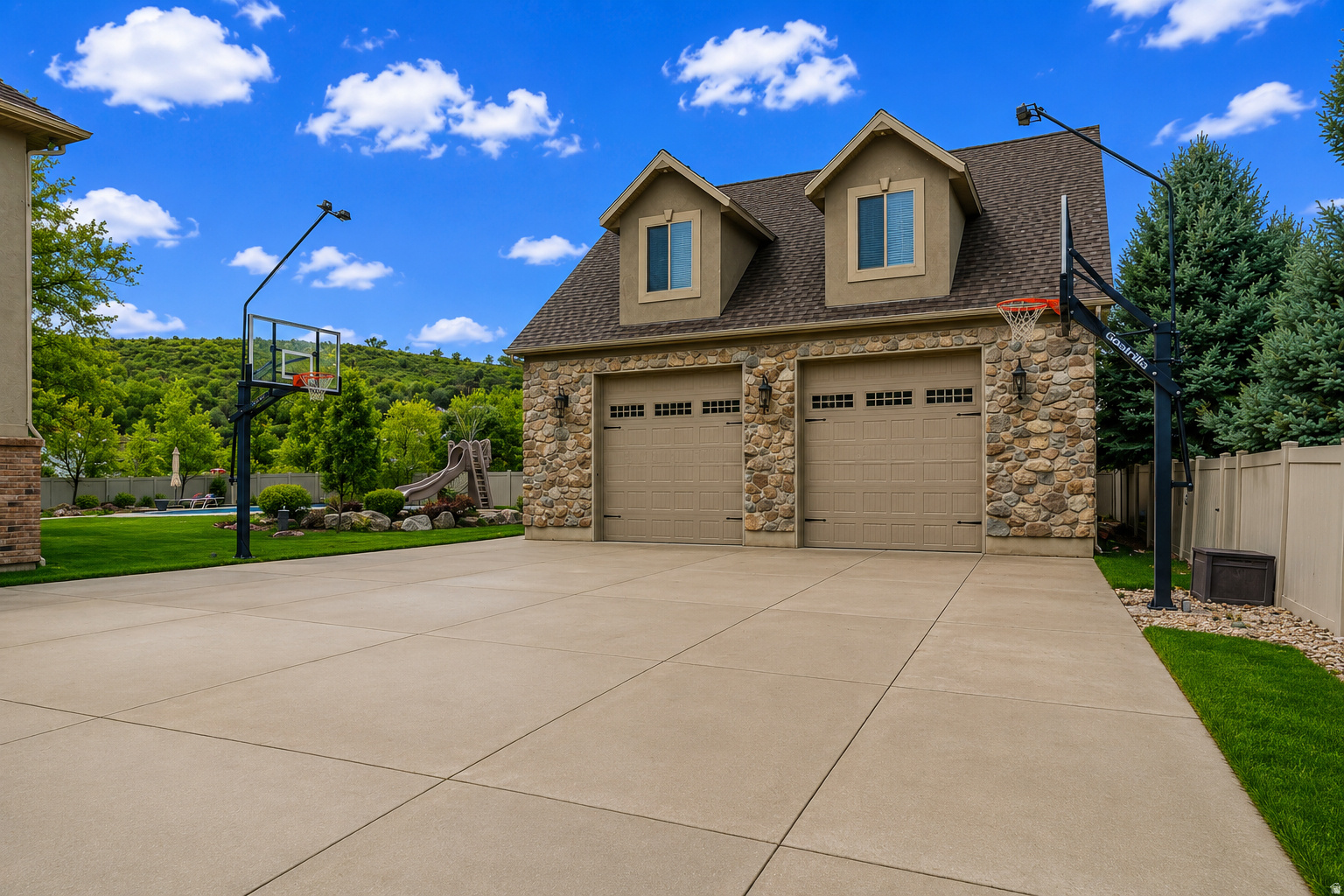 HEATHER COVE - Residential