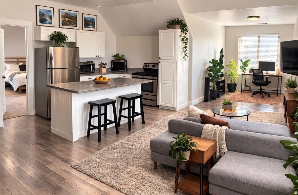 HEATHER COVE - Residential