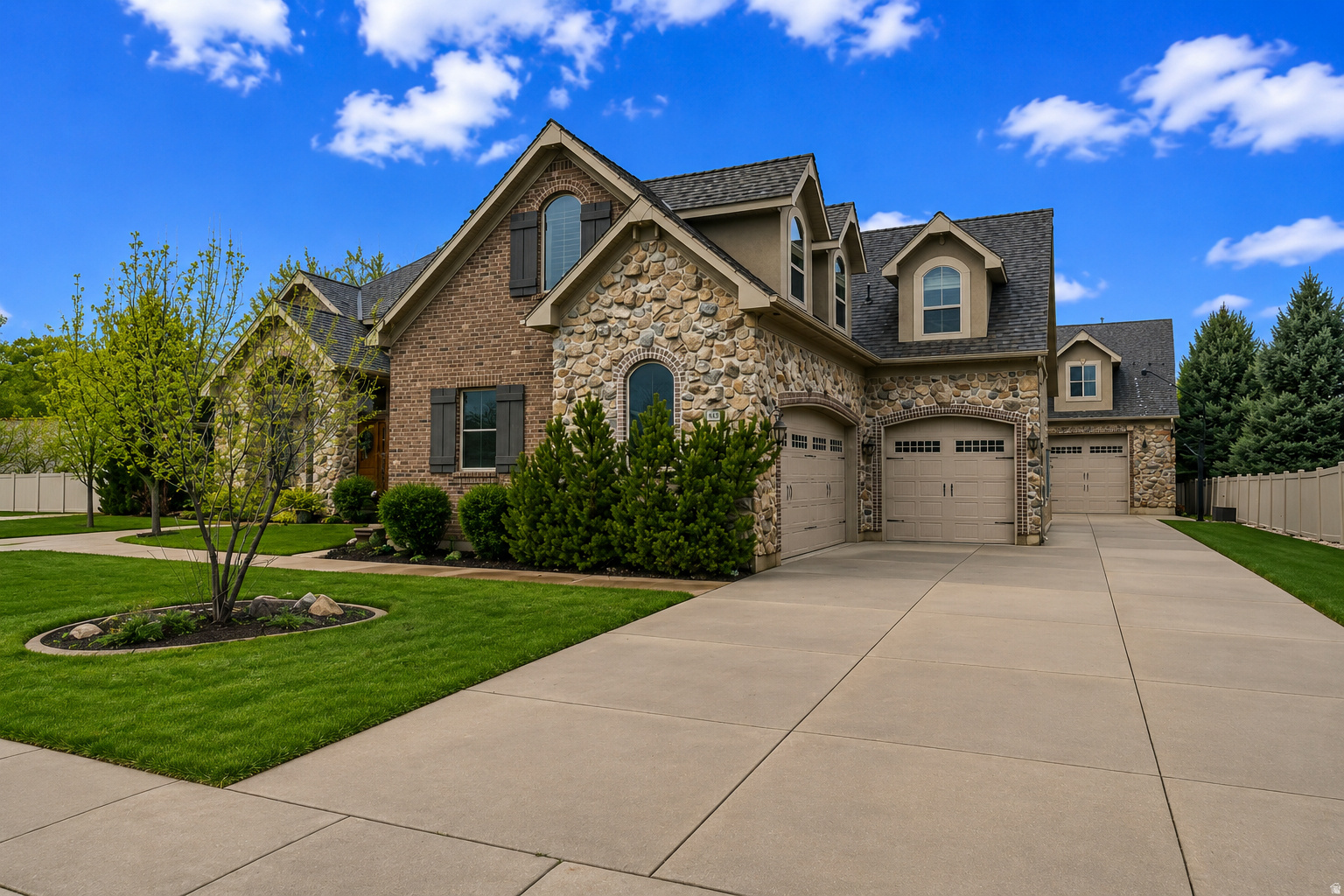 HEATHER COVE - Residential