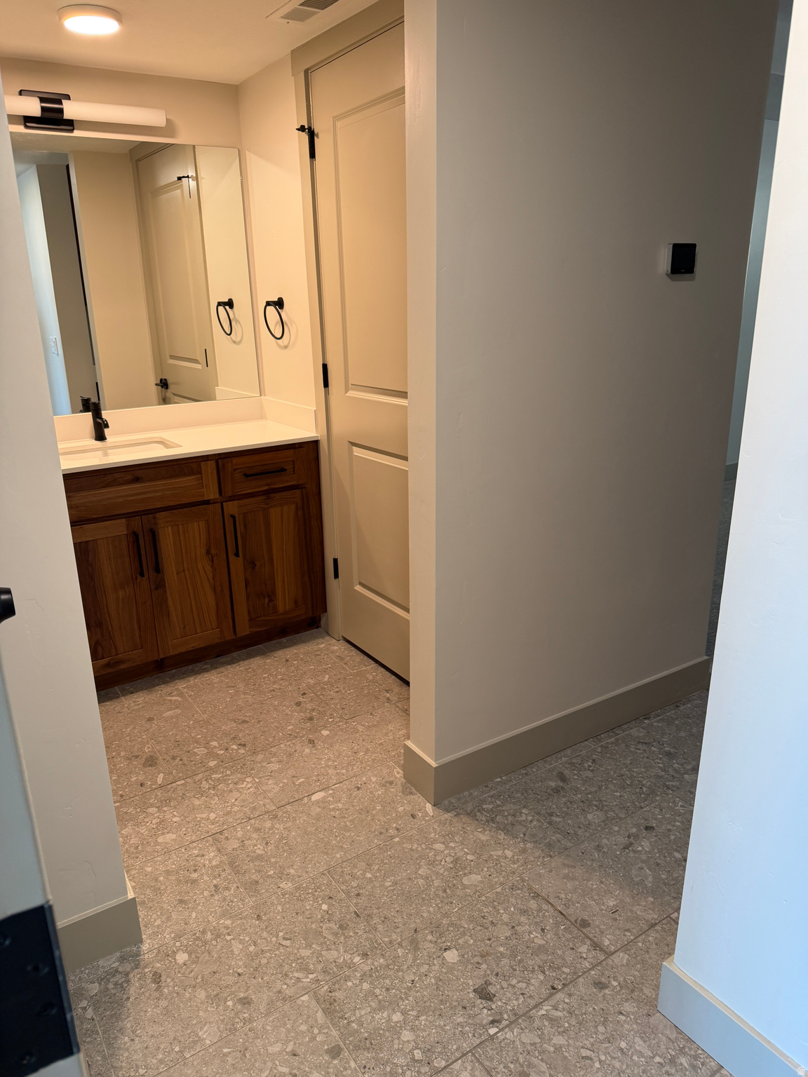 GARDEN CITY LAKE RESIDENCES - Residential