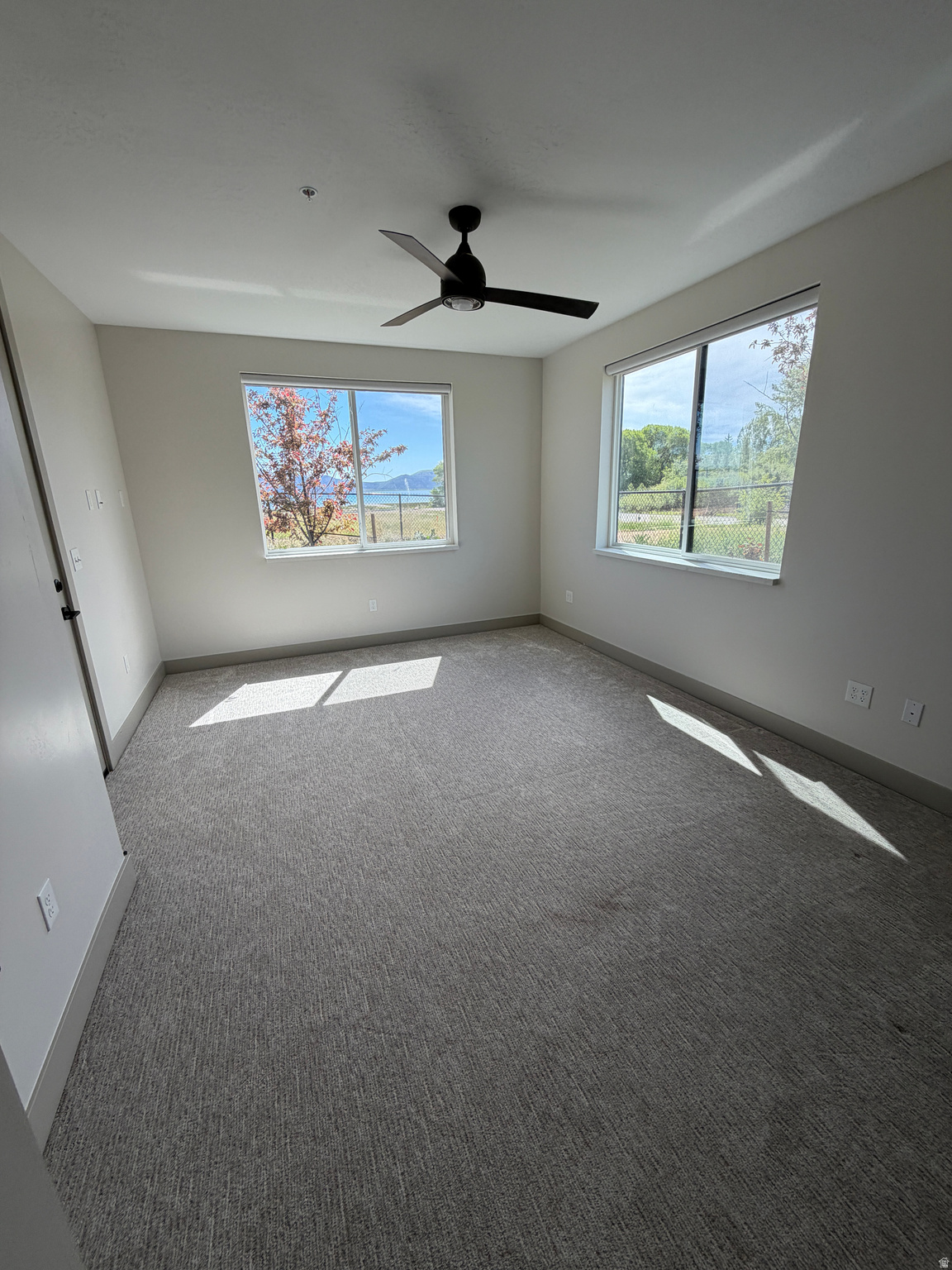 GARDEN CITY LAKE RESIDENCES - Residential