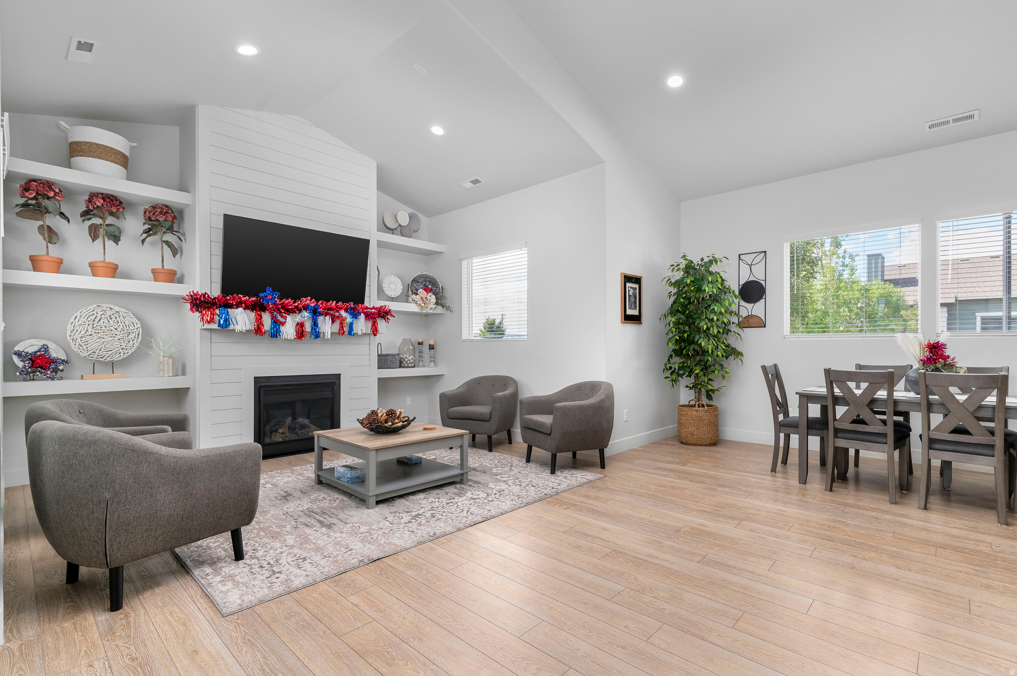 GLENMOOR GREENS - Residential