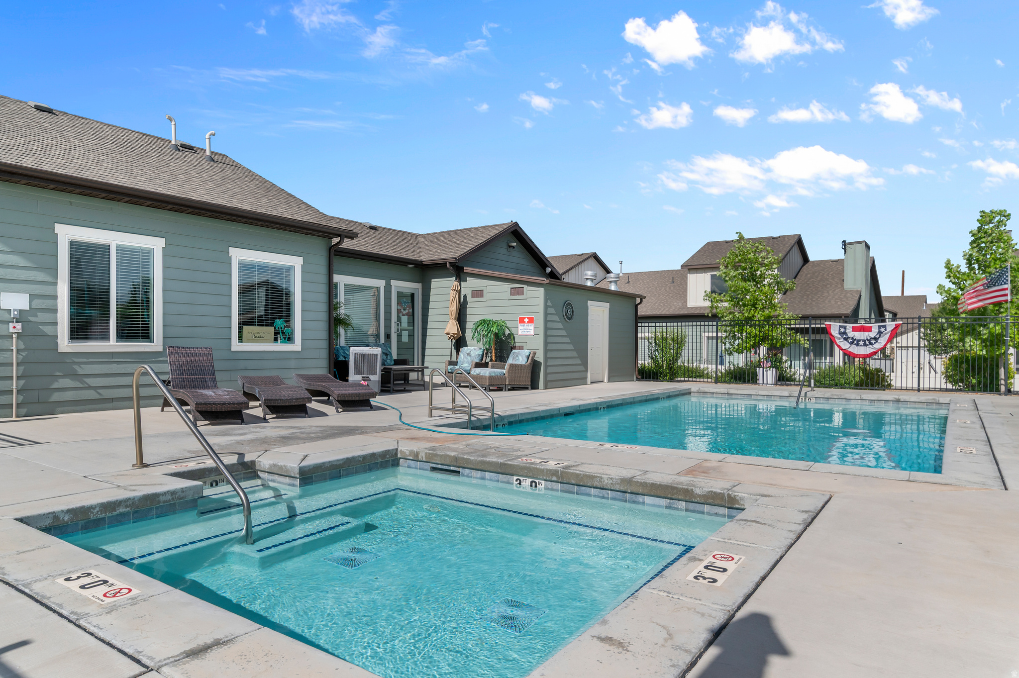 GLENMOOR GREENS - Residential