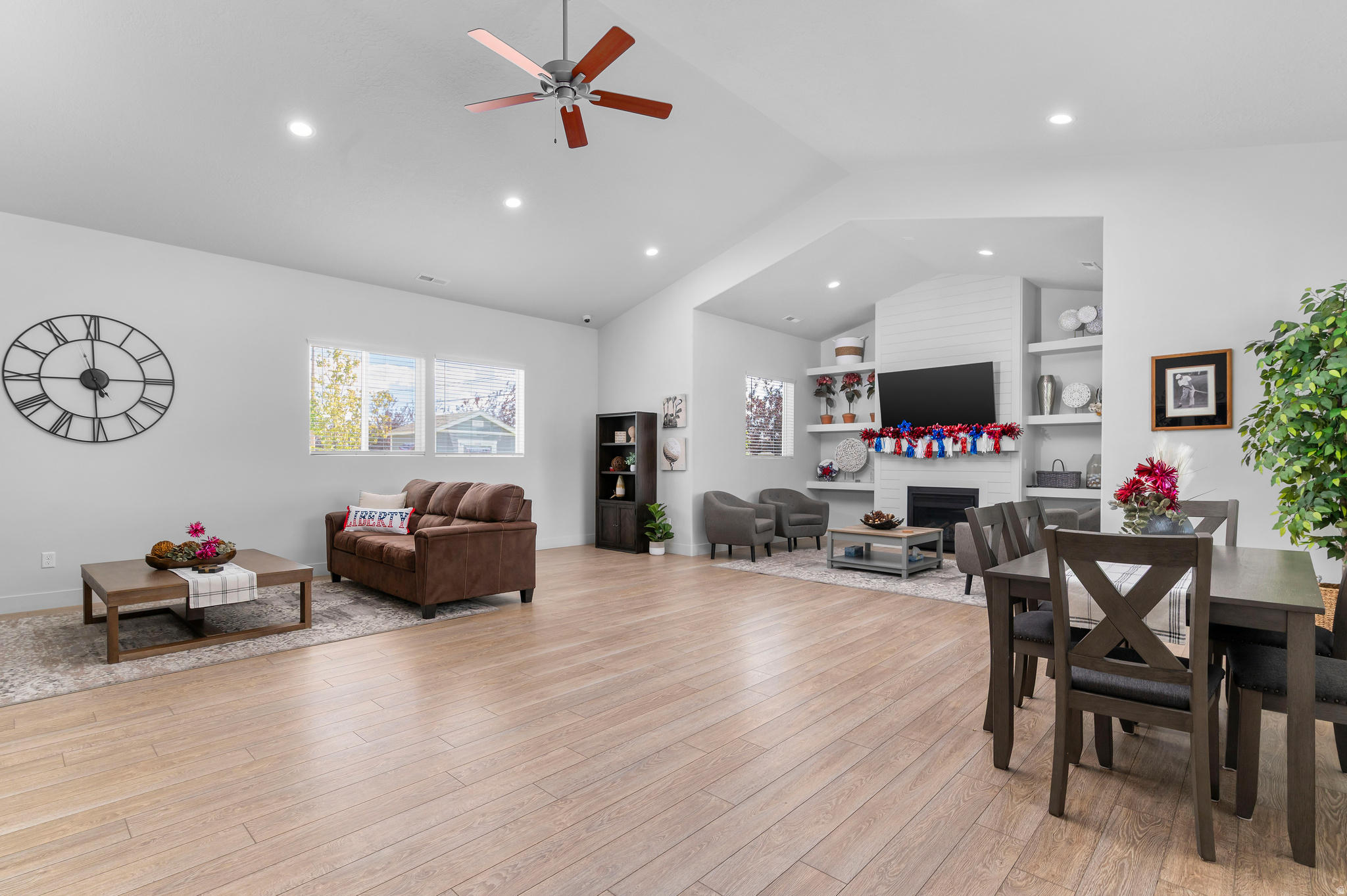 GLENMOOR GREENS - Residential