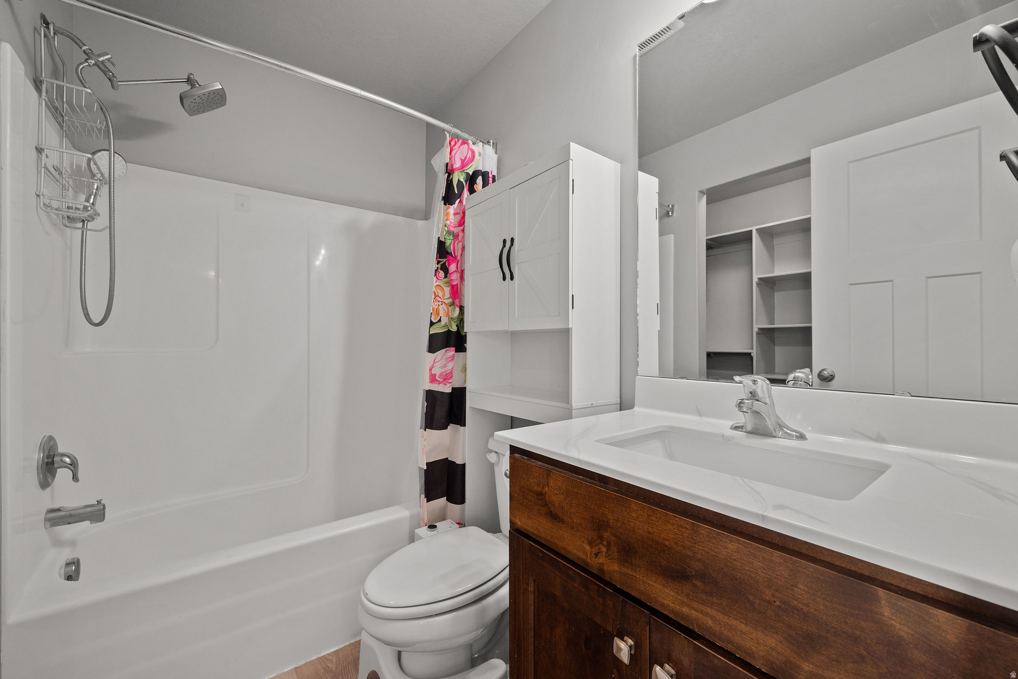 CHADAZ ESTATES - Residential