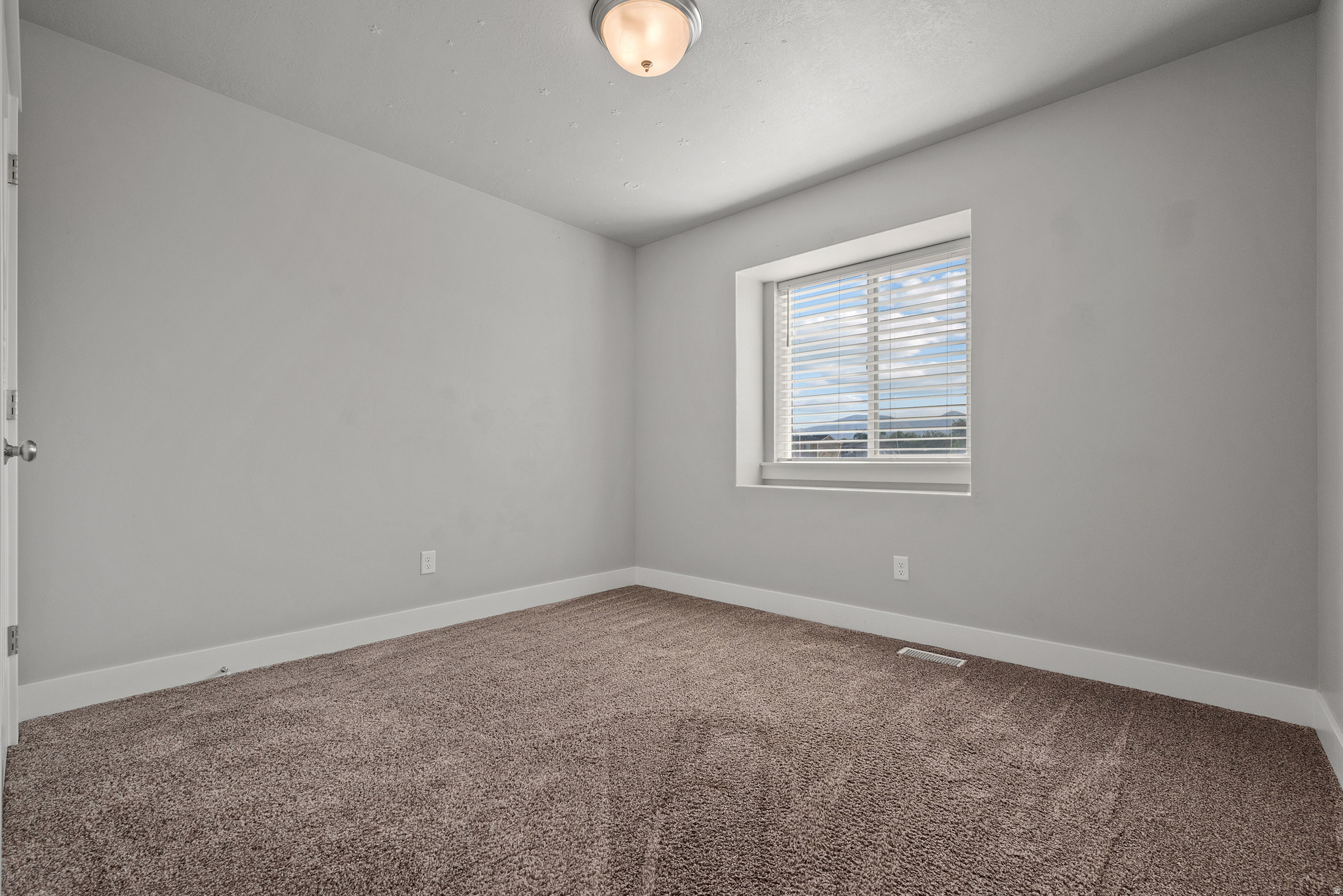 CHADAZ ESTATES - Residential