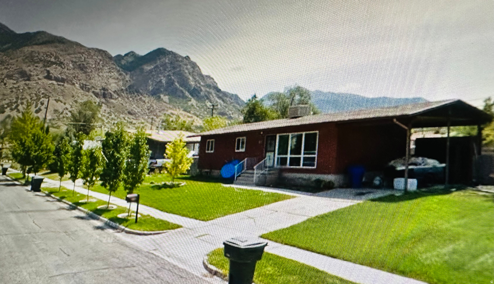 EYRIE MOUNTAIN - Residential