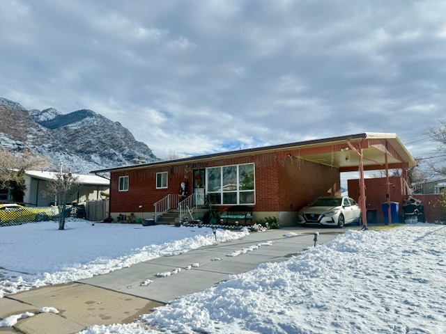 EYRIE MOUNTAIN - Residential