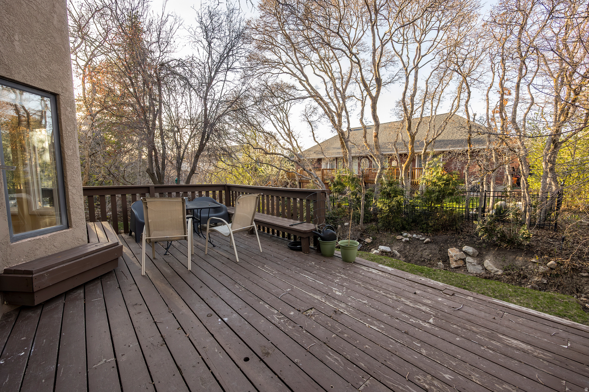 HIDDEN OAKS - Residential