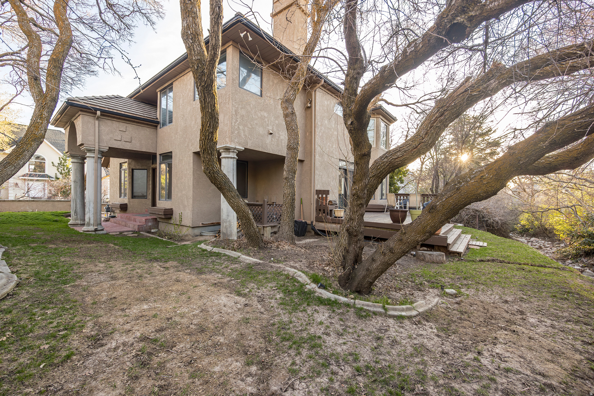 HIDDEN OAKS - Residential