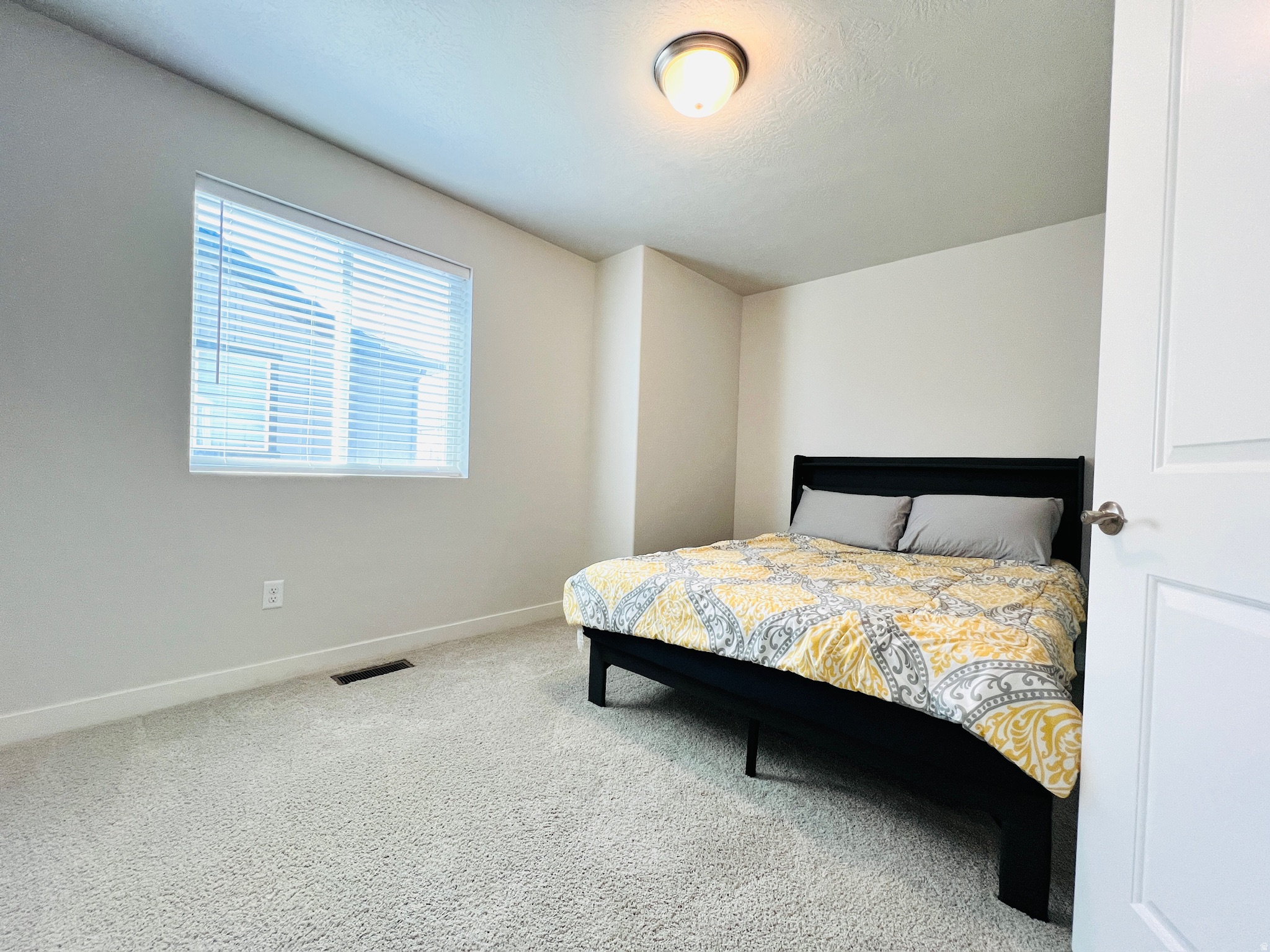 SKY RANCH - Residential