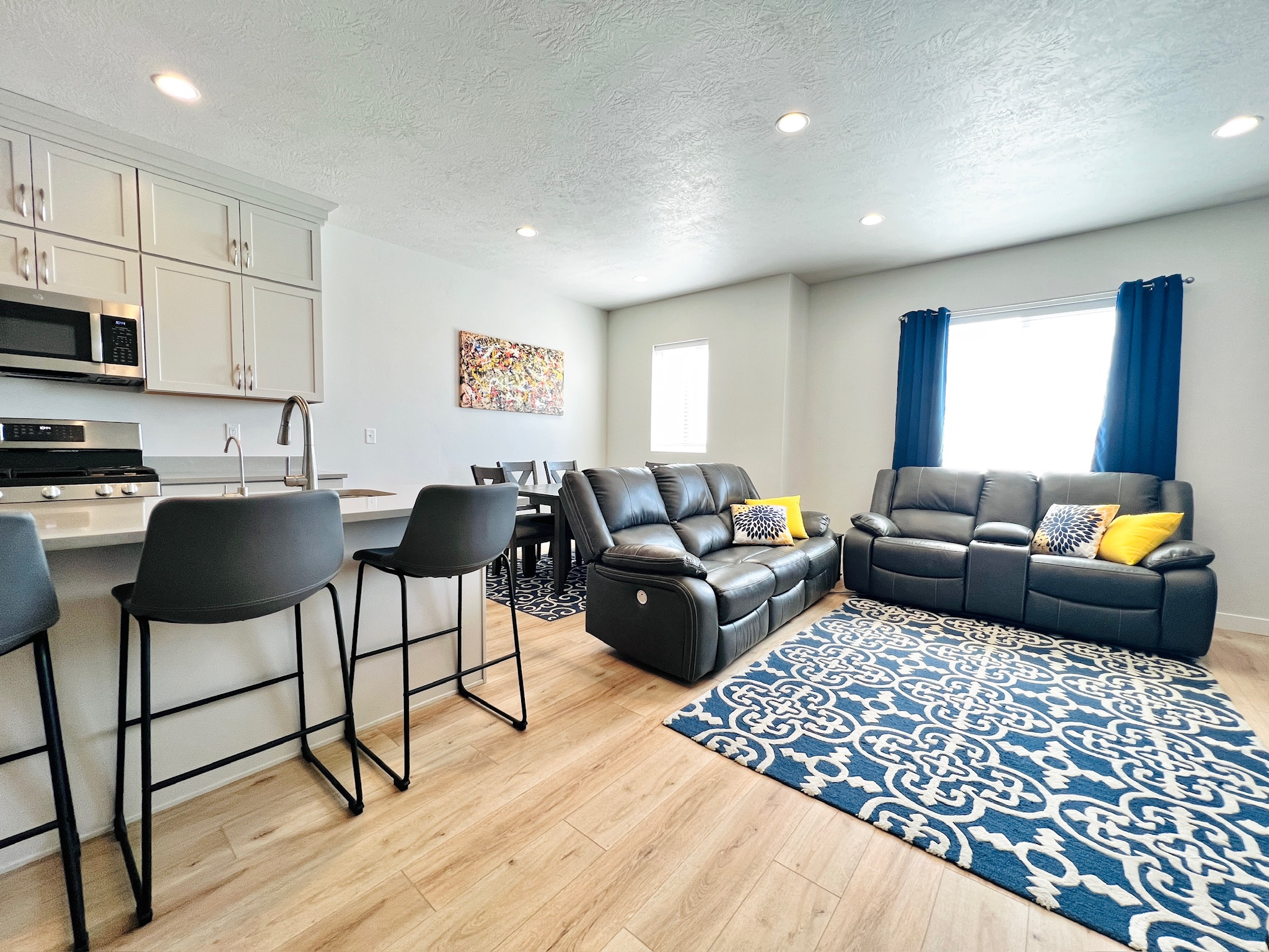 SKY RANCH - Residential
