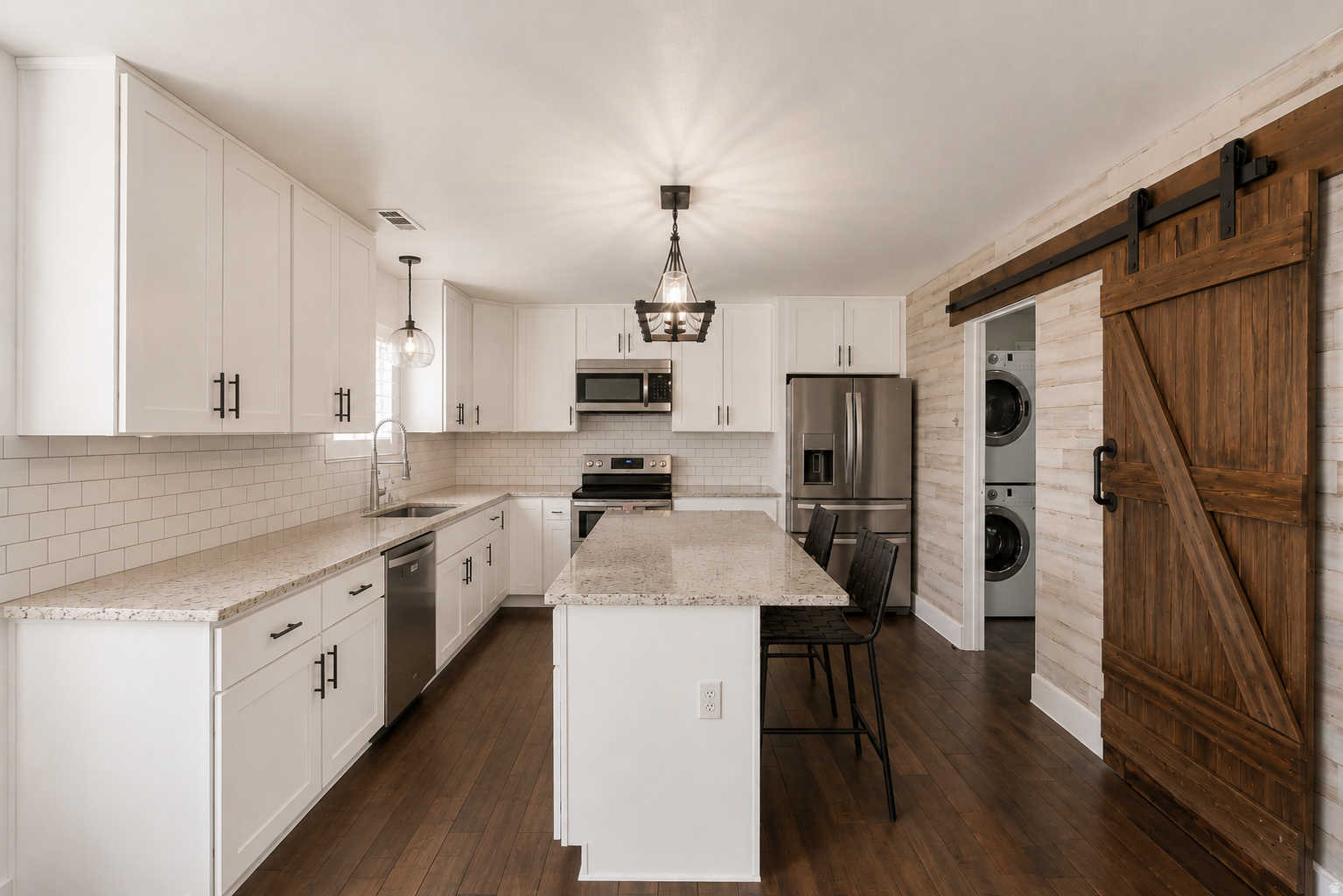 BENNY ESTATES - Residential