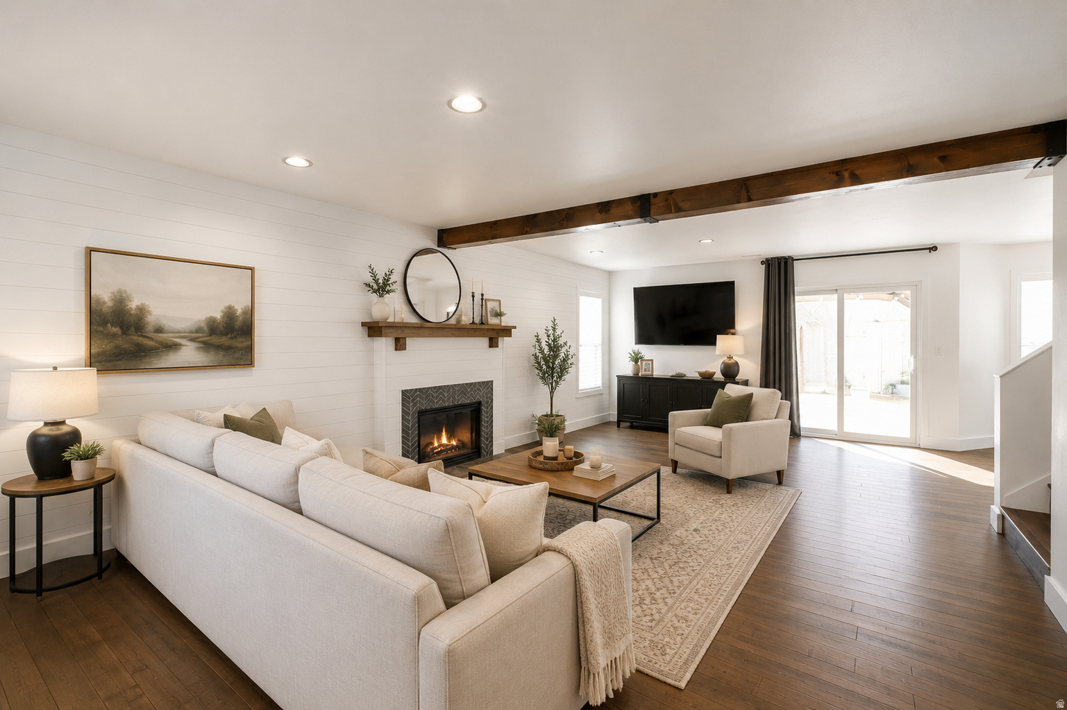 BENNY ESTATES - Residential