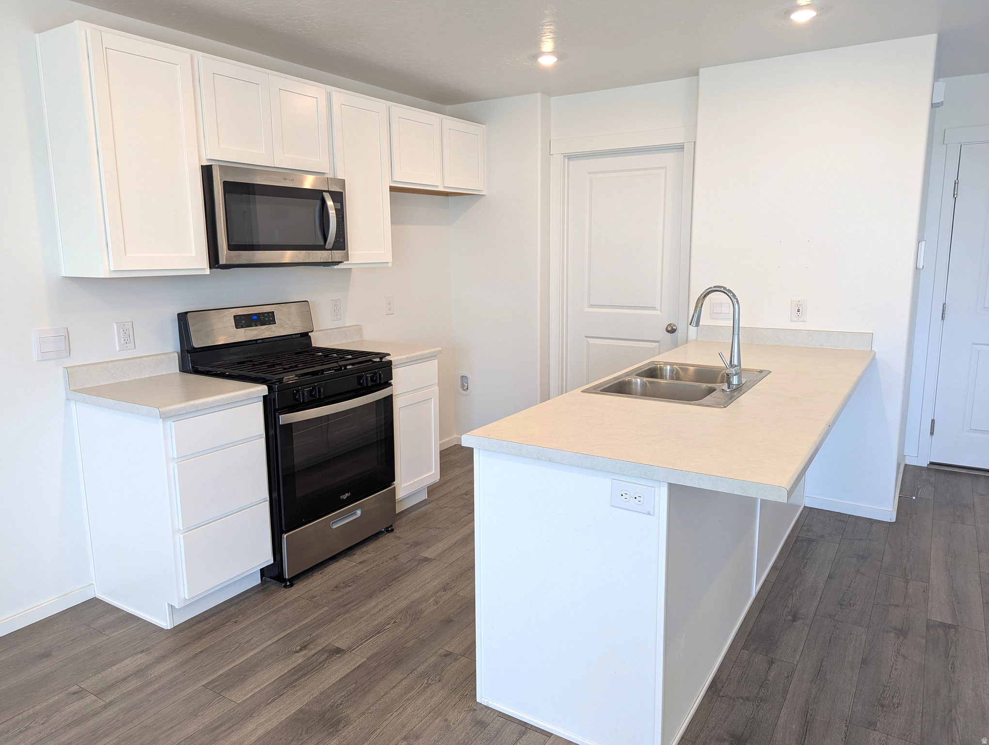 WESTERN ACRES - Residential