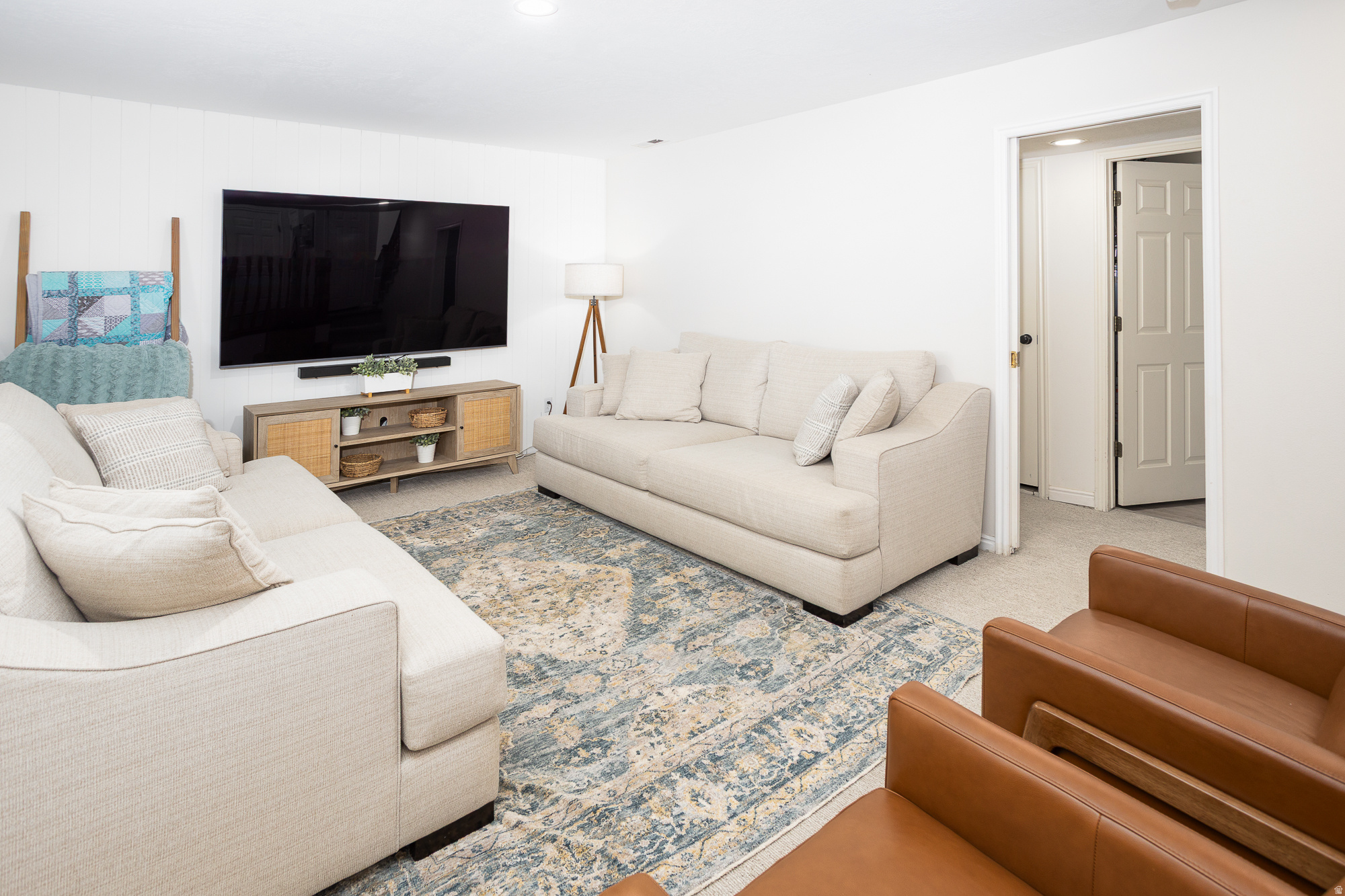 CAMBRIDGE ESTATES - Residential