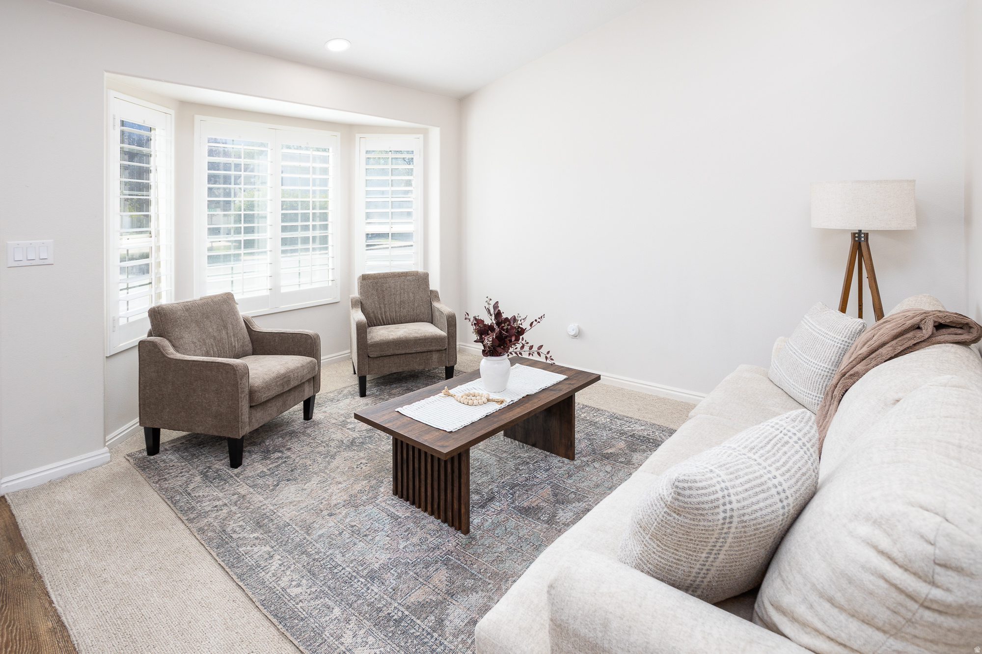 CAMBRIDGE ESTATES - Residential