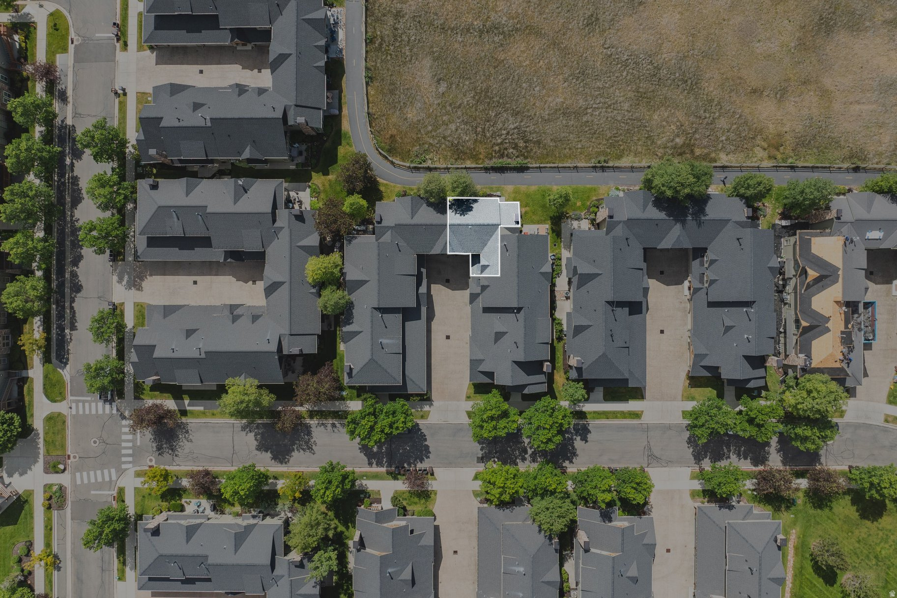 FOX POINTE @REDSTONE - Residential