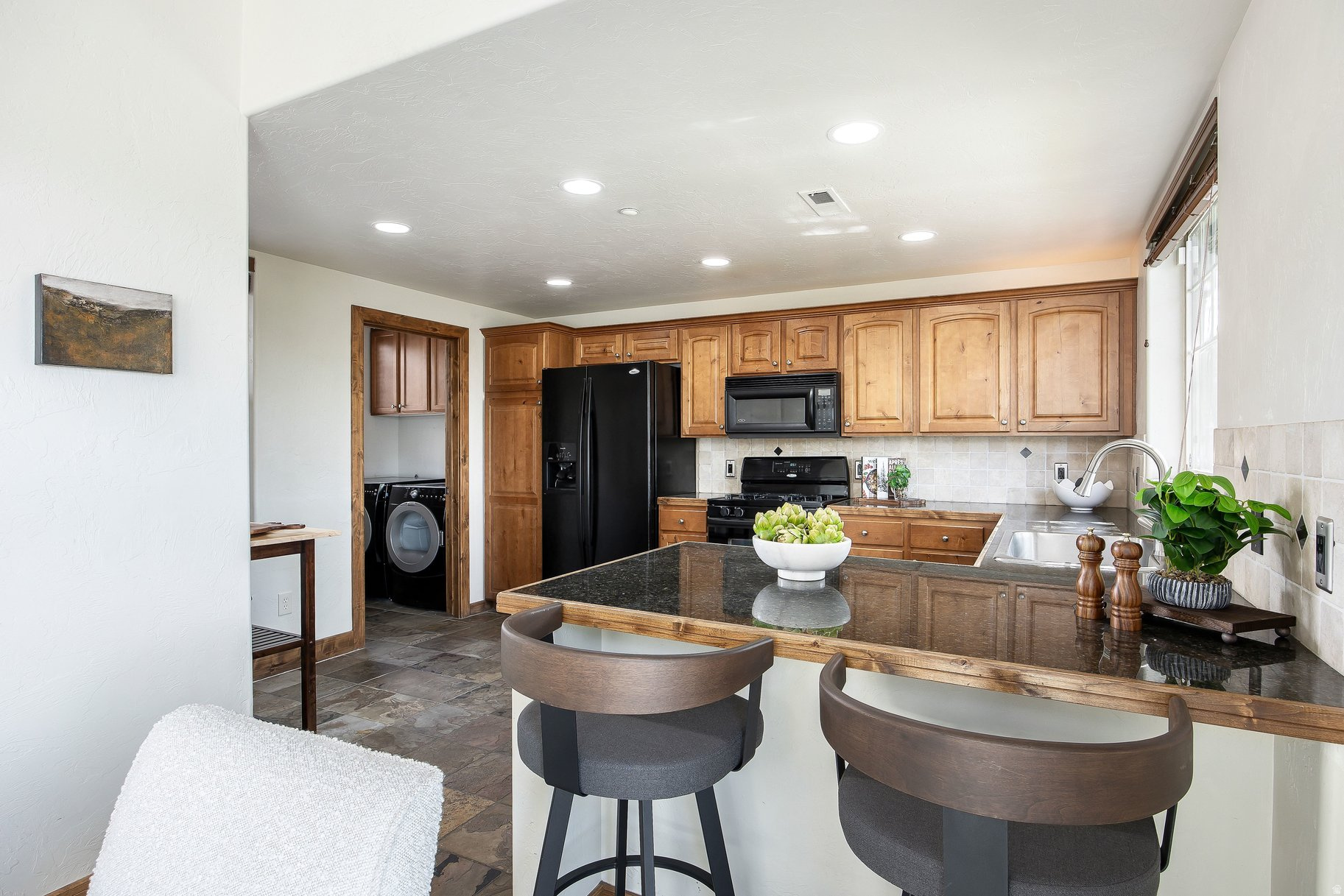 FOX POINTE @REDSTONE - Residential