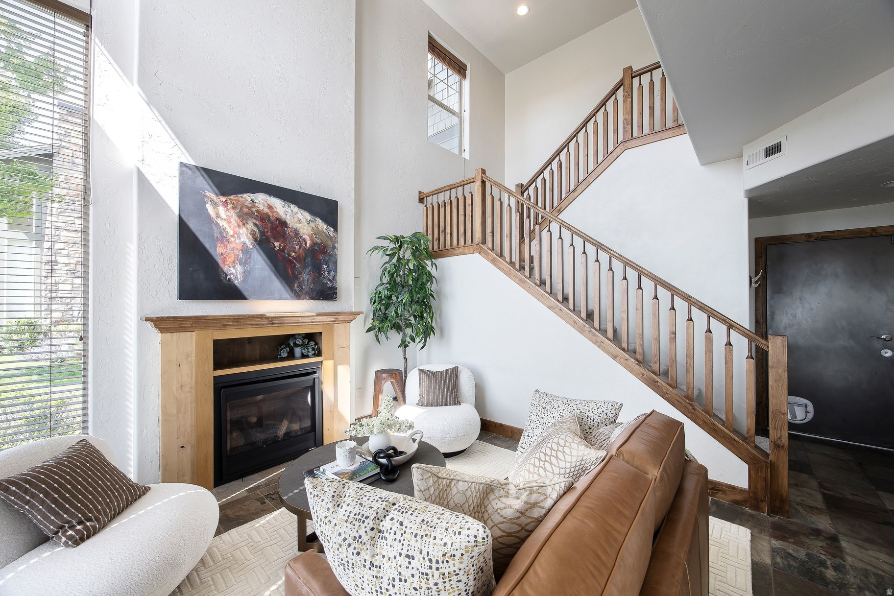 FOX POINTE @REDSTONE - Residential
