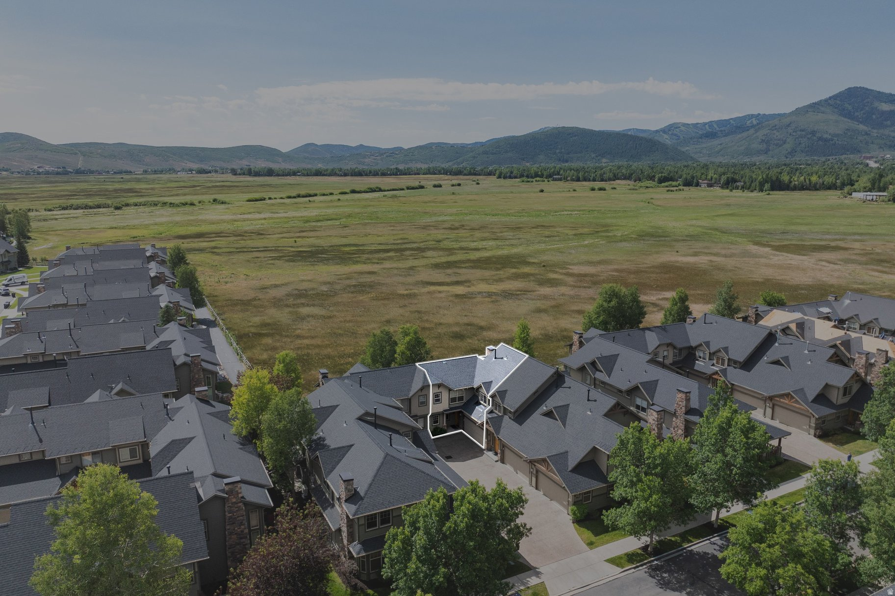 FOX POINTE @REDSTONE - Residential